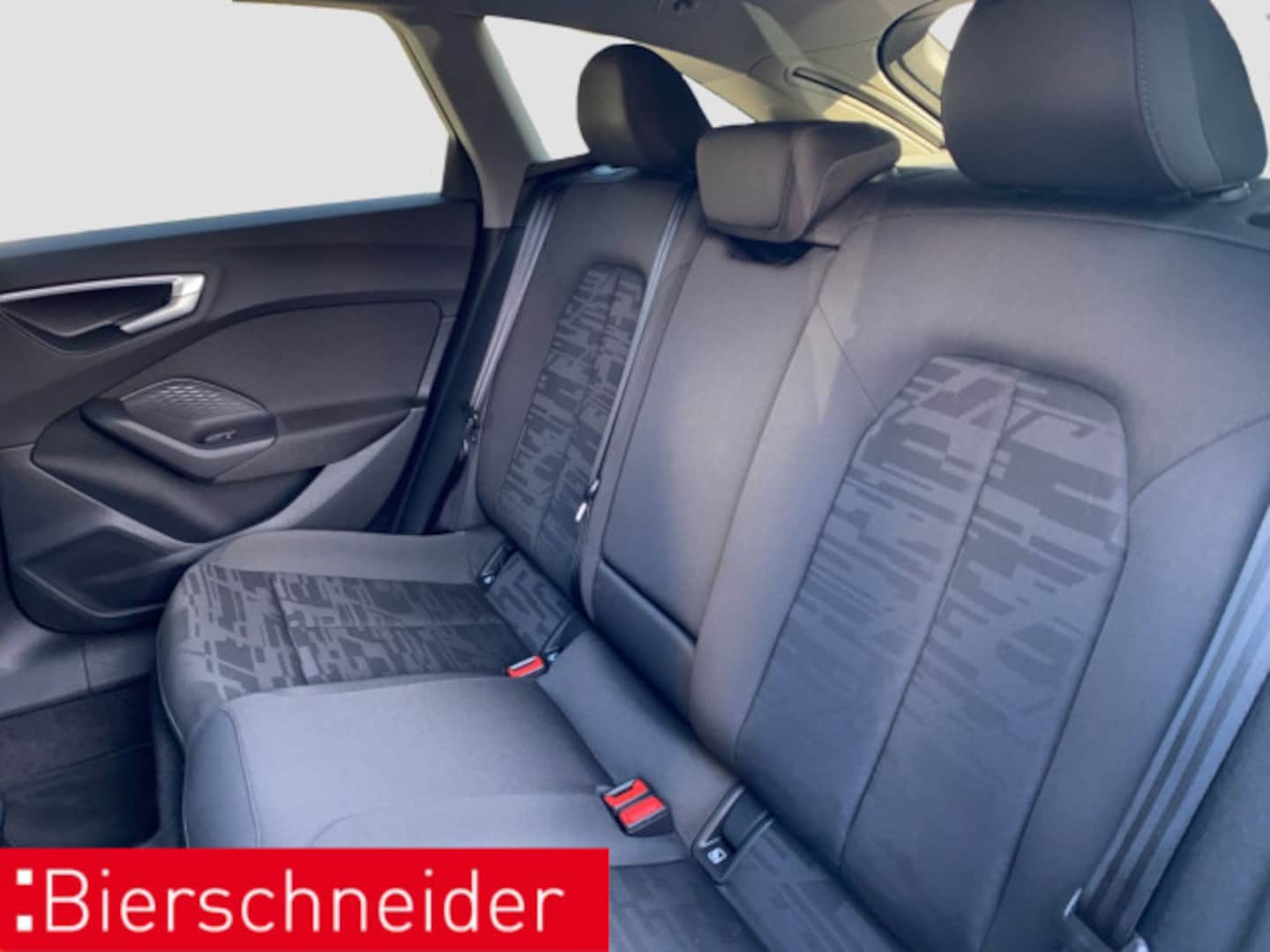 Bild über Audi A5 Avant e-hybrid e-hybrid quattro 220 kW S tronic - für weitere Informationen kontaktieren Sie den Audi Partner