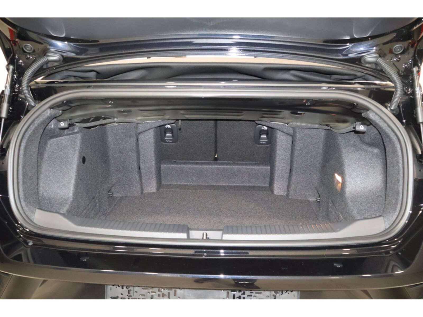 Volkswagen T-Roc Cabriolet – Bild 17