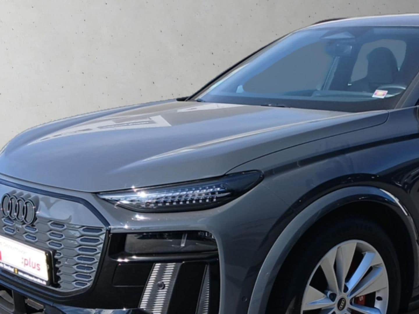 Bild über Audi SQ6 SUV e-tron edition one grey e-tron quattro - für weitere Informationen kontaktieren Sie den Audi Partner