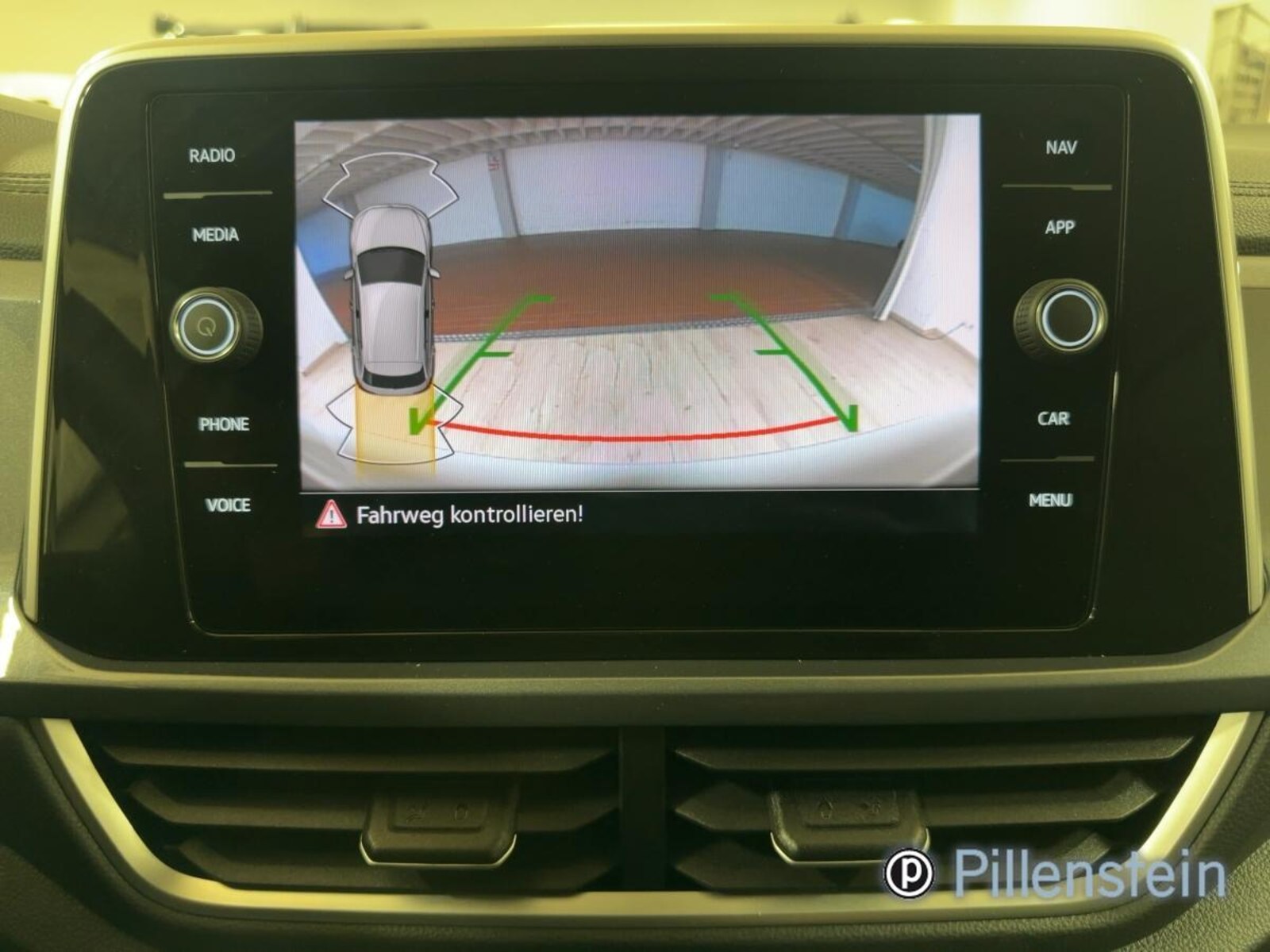 Volkswagen T-Roc – Bild 12