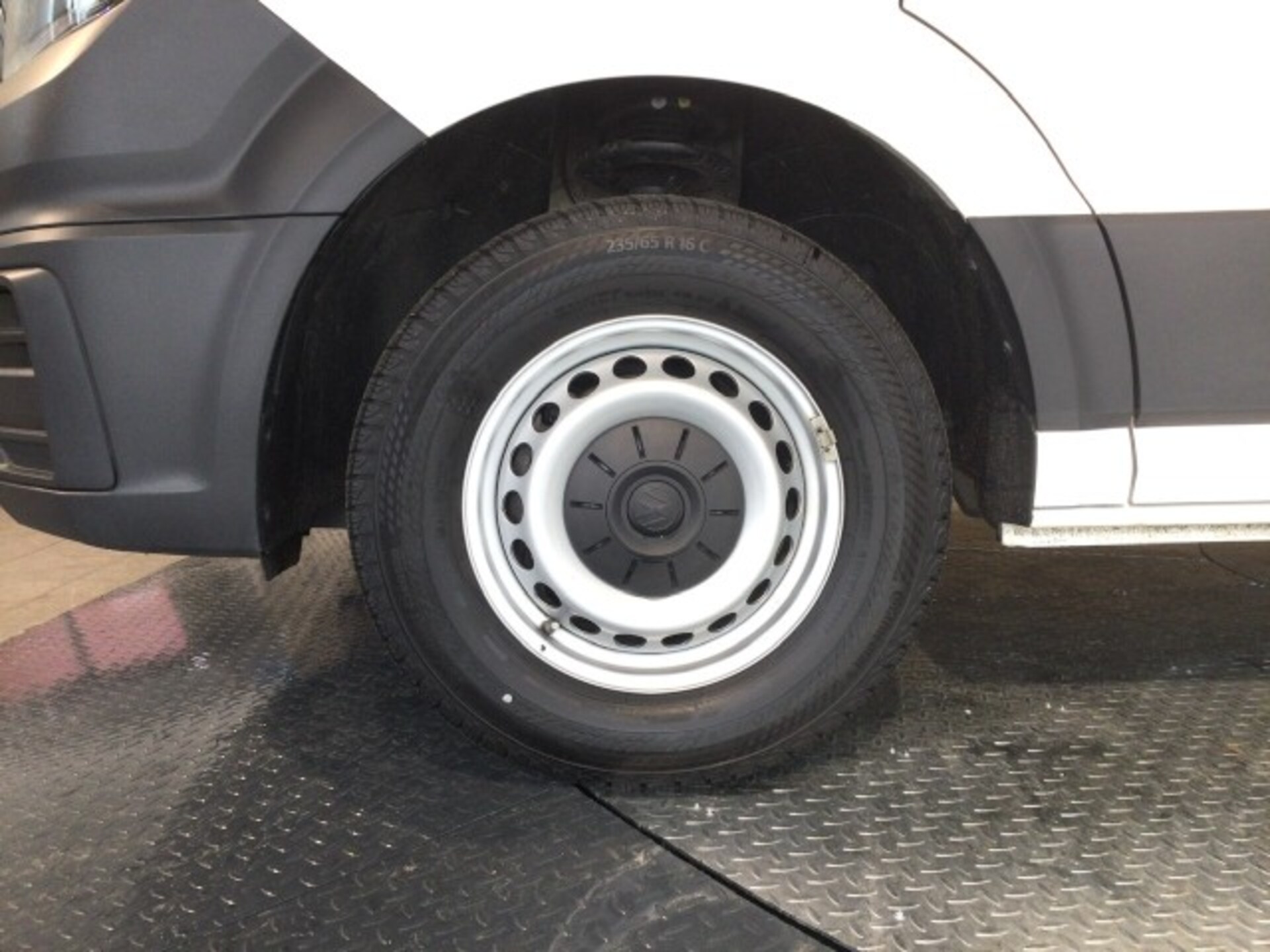 Volkswagen Crafter Kasten mittlerer Radstand