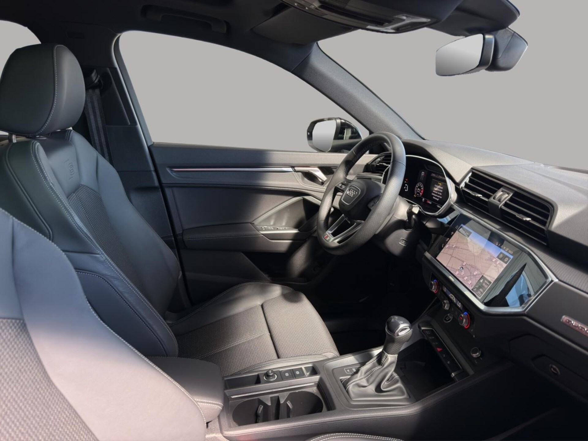 Audi Q3 SUV S line