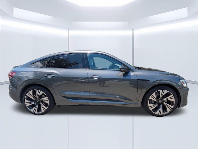 2024 Audi Q8 Sportback e-tron