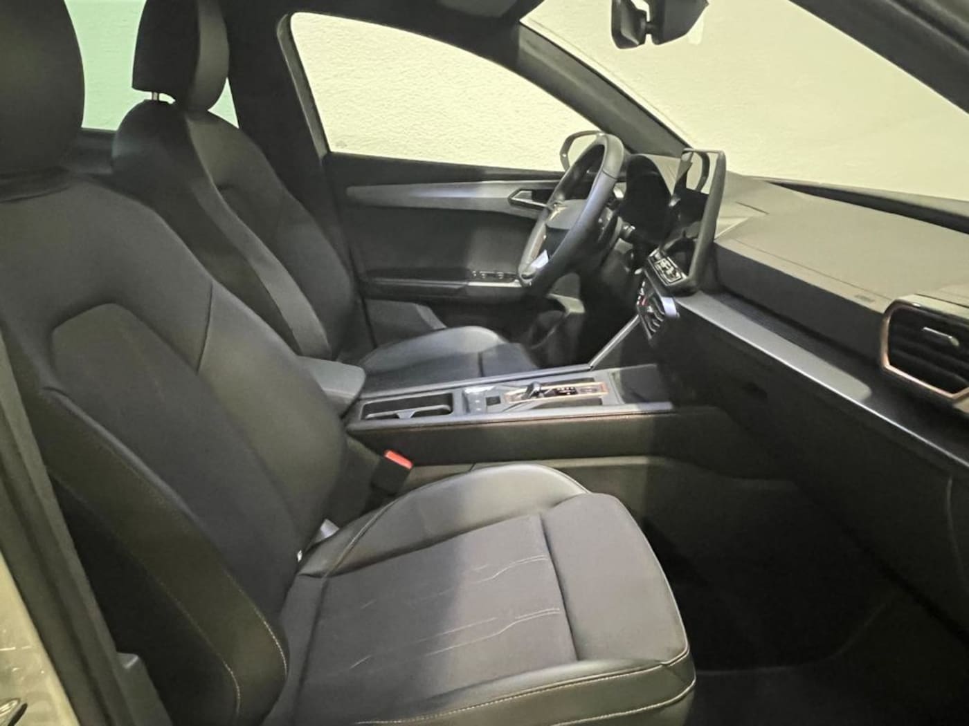 CUPRA Leon Sportstourer 1.5 eTSI DSG 110 kW (150 CV) — photo 5