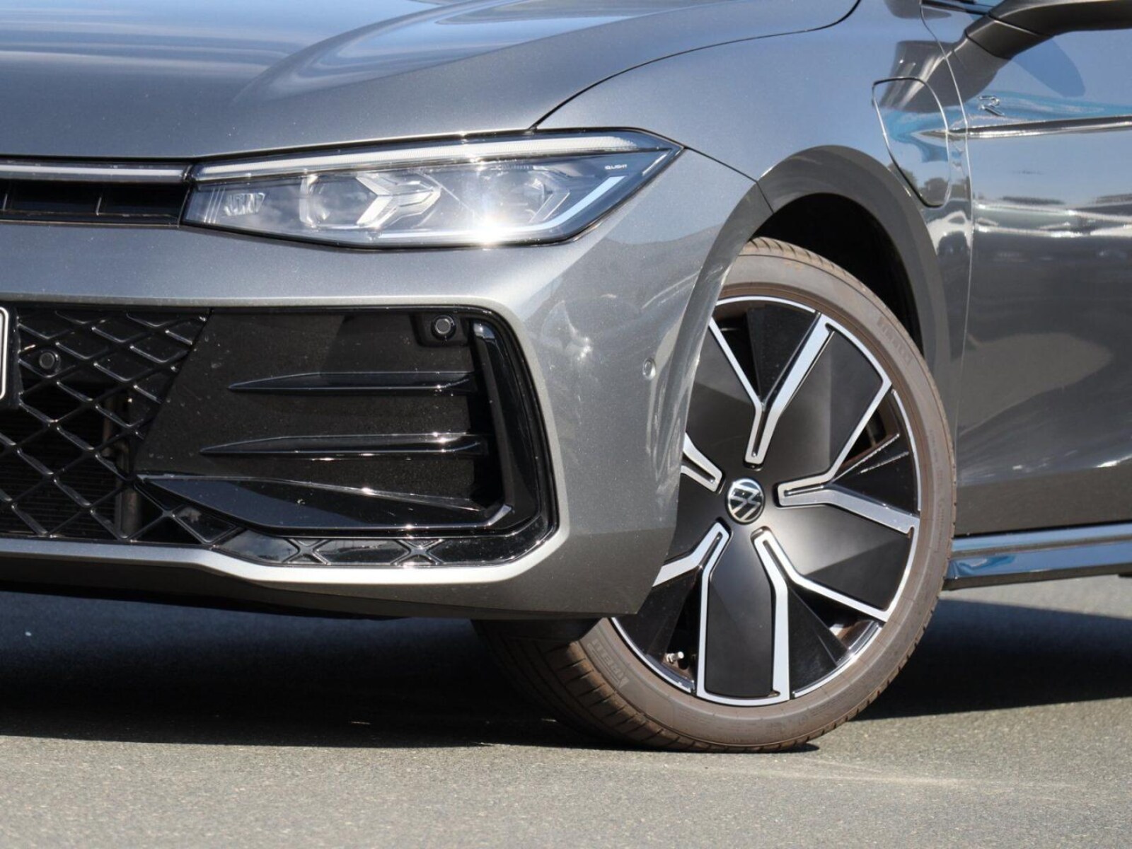 Volkswagen Passat – Bild 5