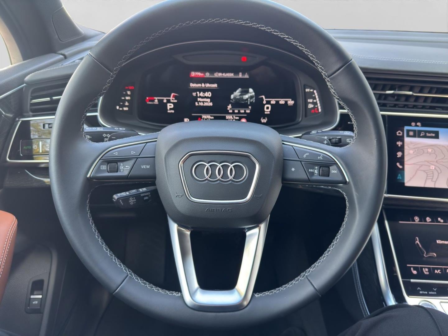 Bild über Audi Q7 SUV TDI quattro 210 kW tiptronic - für weitere Informationen kontaktieren Sie den Audi Partner
