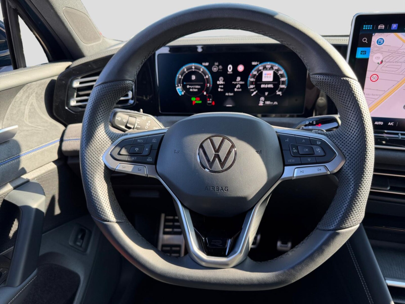 Volkswagen Tiguan – Bild 8