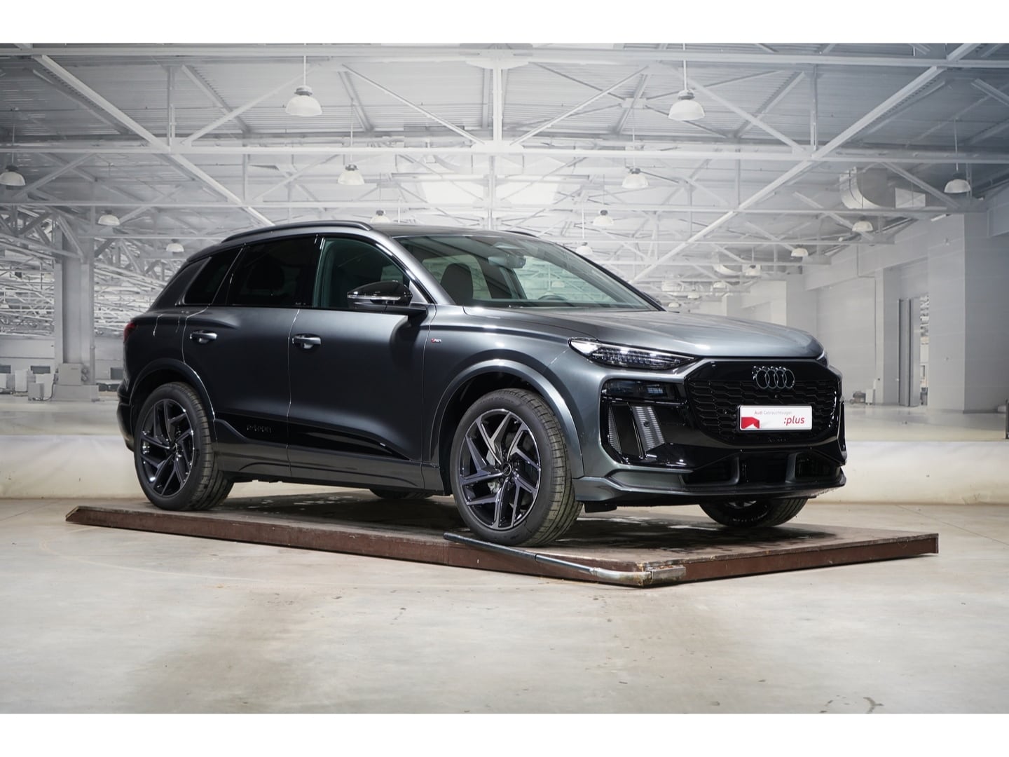 Bild über Audi Q6 SUV e-tron S line business e-tron quattro 315 kW - für weitere Informationen kontaktieren Sie den Audi Partner