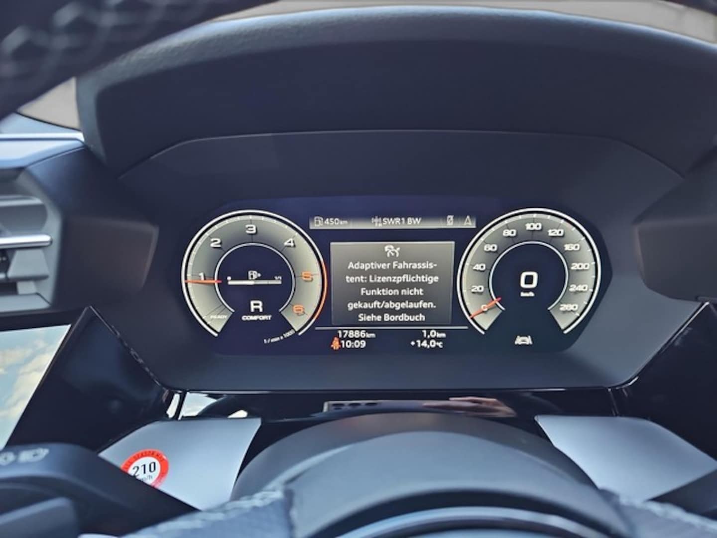 Bild über Audi A3 Limousine S line 35 TDI S tronic - für weitere Informationen kontaktieren Sie den Audi Partner