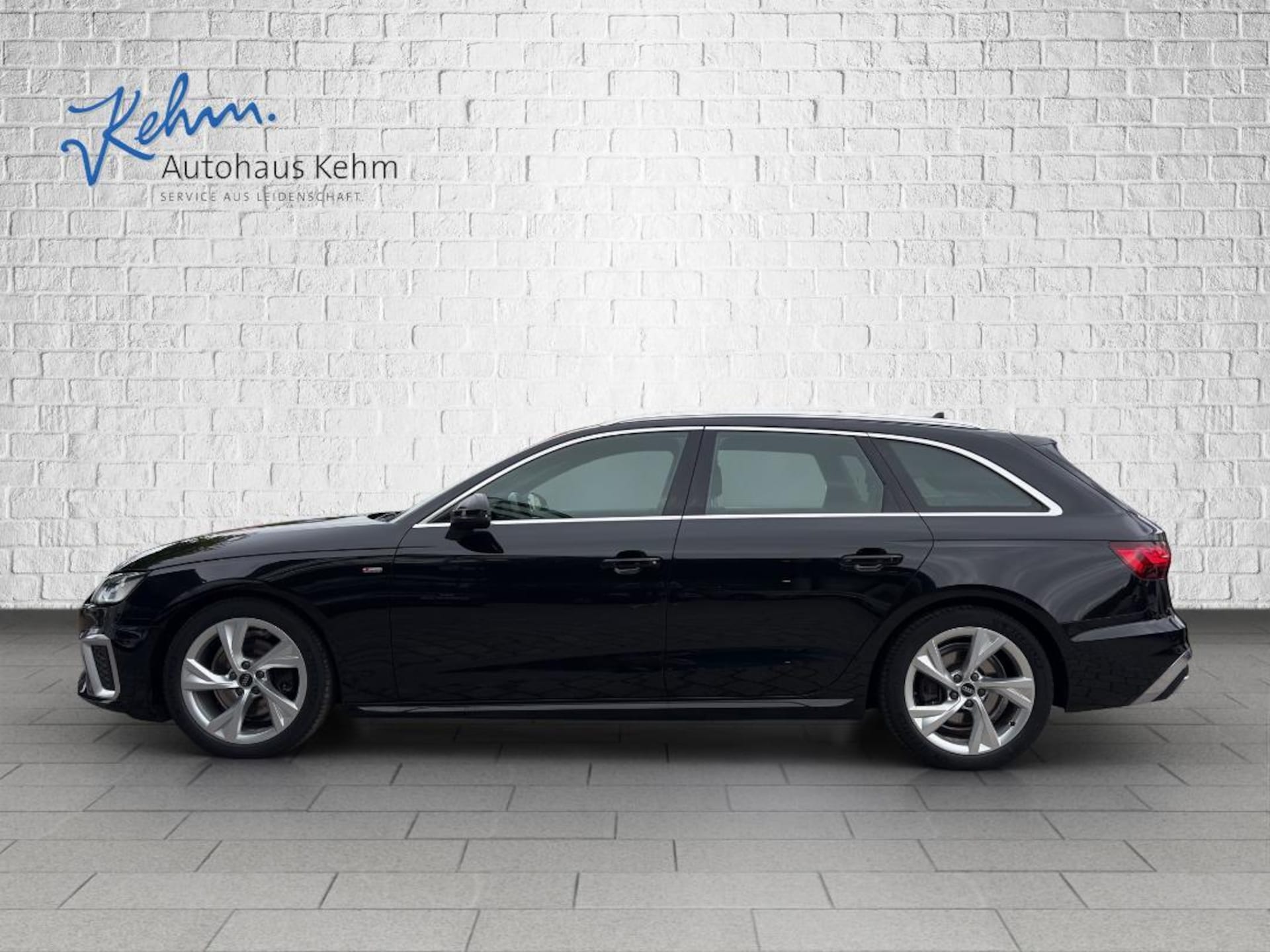 Audi A4 Avant S line