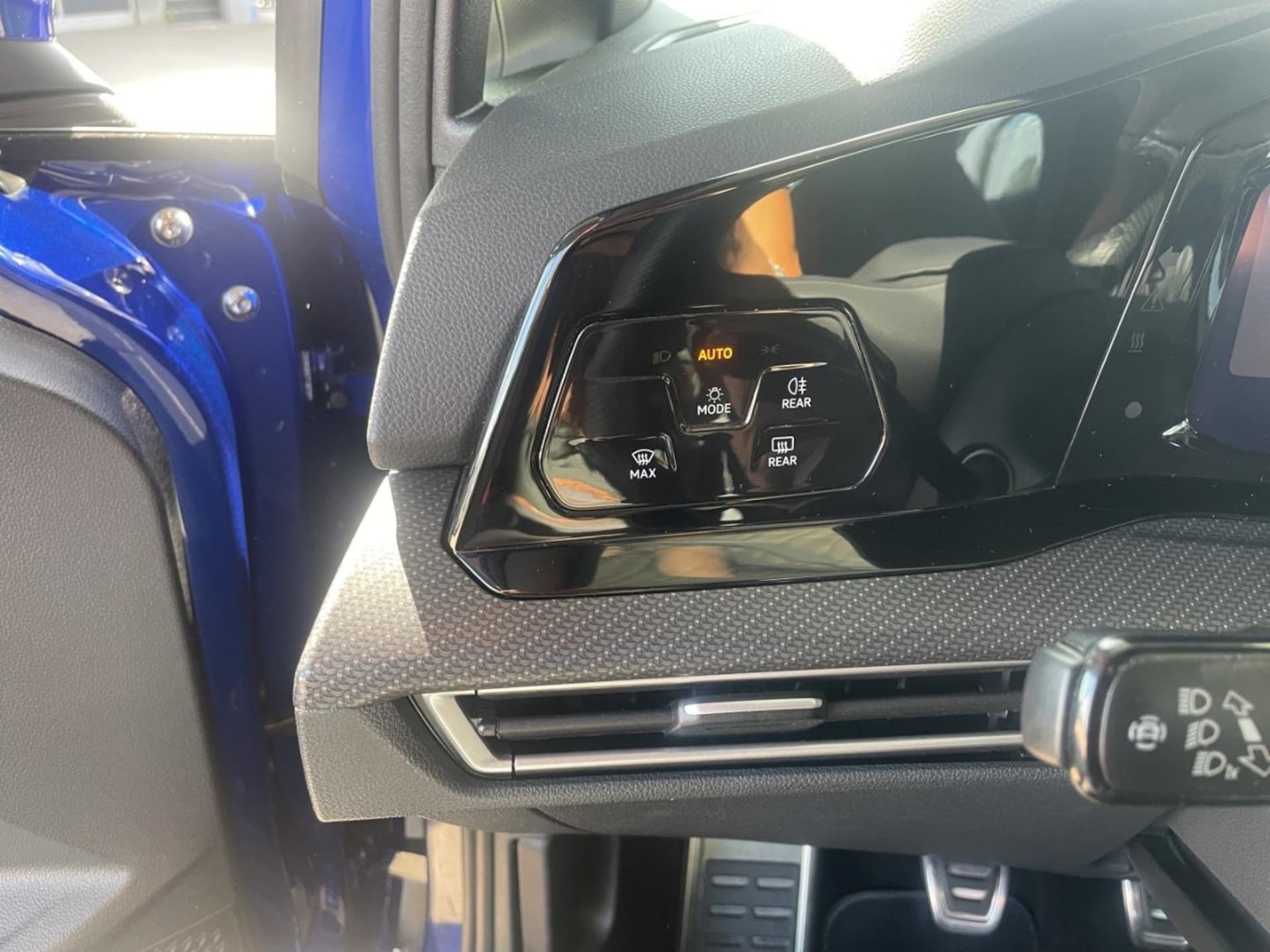 Volkswagen Golf R-Line