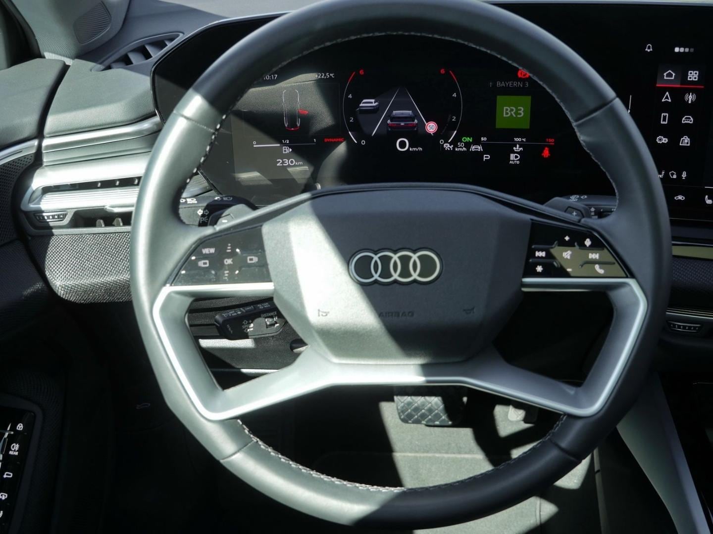 Bild über Audi A6 Avant TDI quattro 150 kW S tronic - für weitere Informationen kontaktieren Sie den Audi Partner
