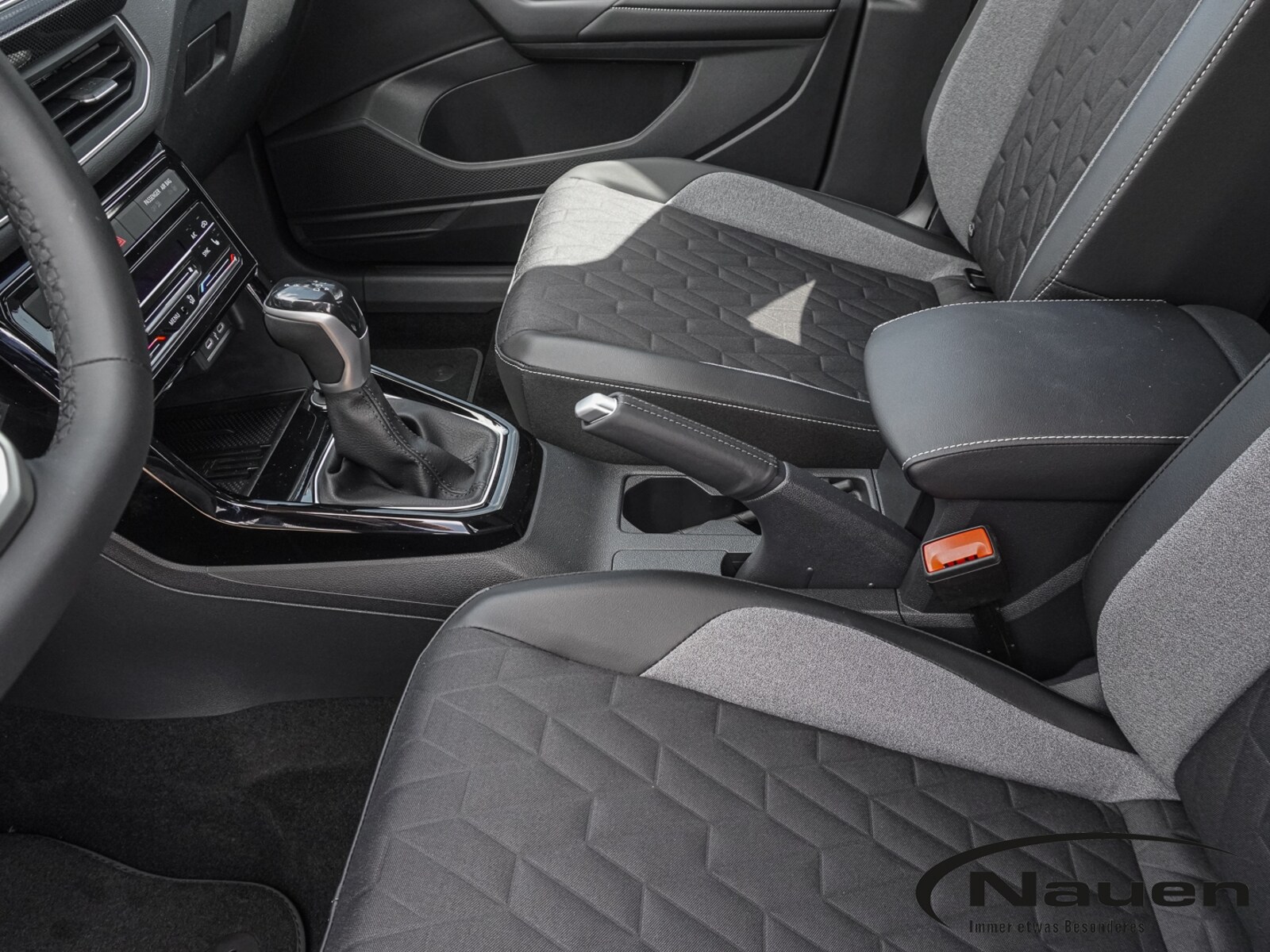 Volkswagen T-Cross – Bild 14