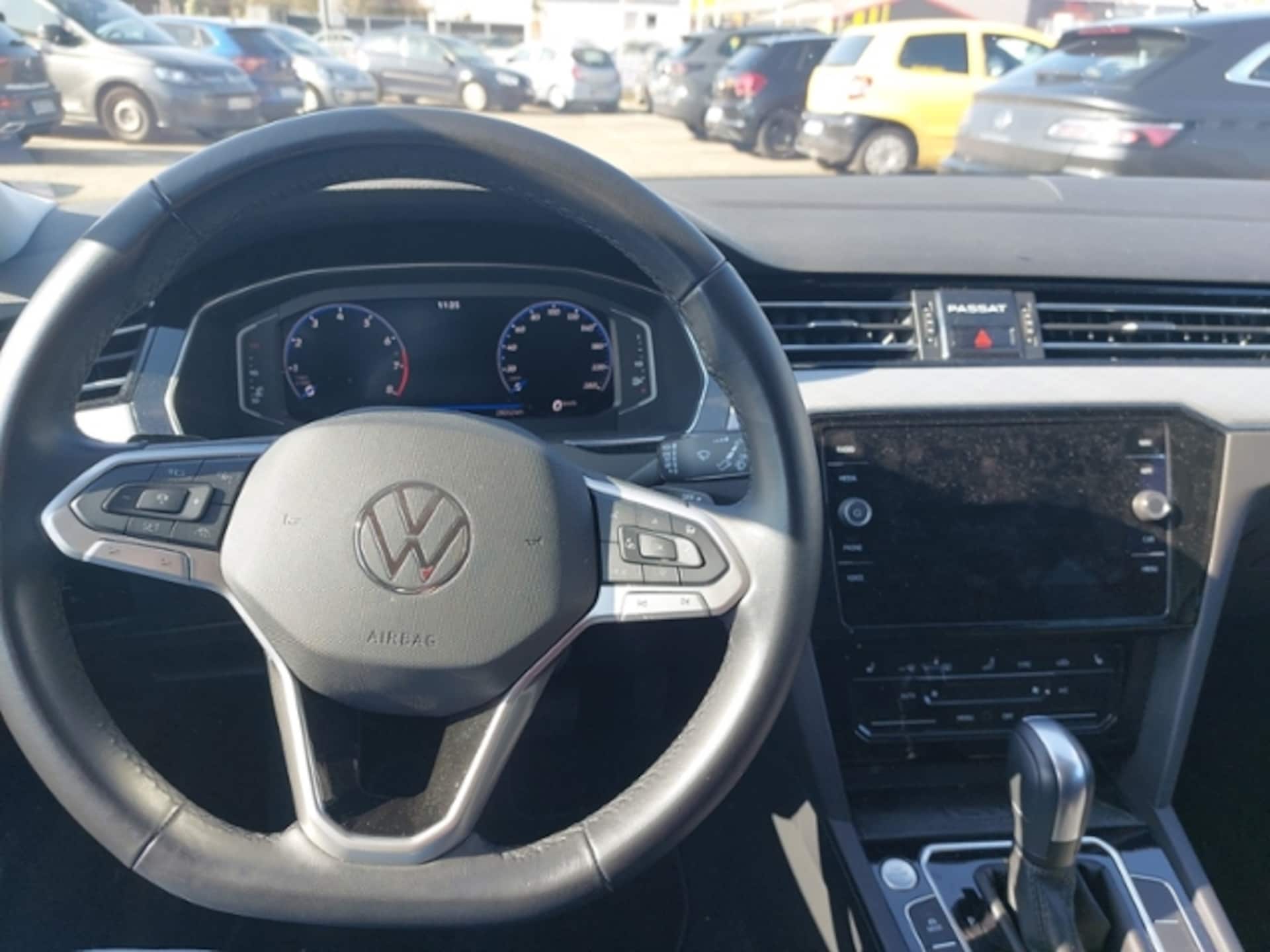 Volkswagen Passat Variant Business