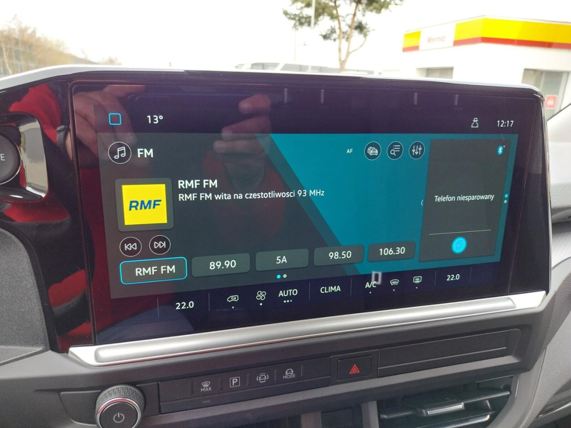 Volkswagen Caravelle długi roztaw osi Model bazowy