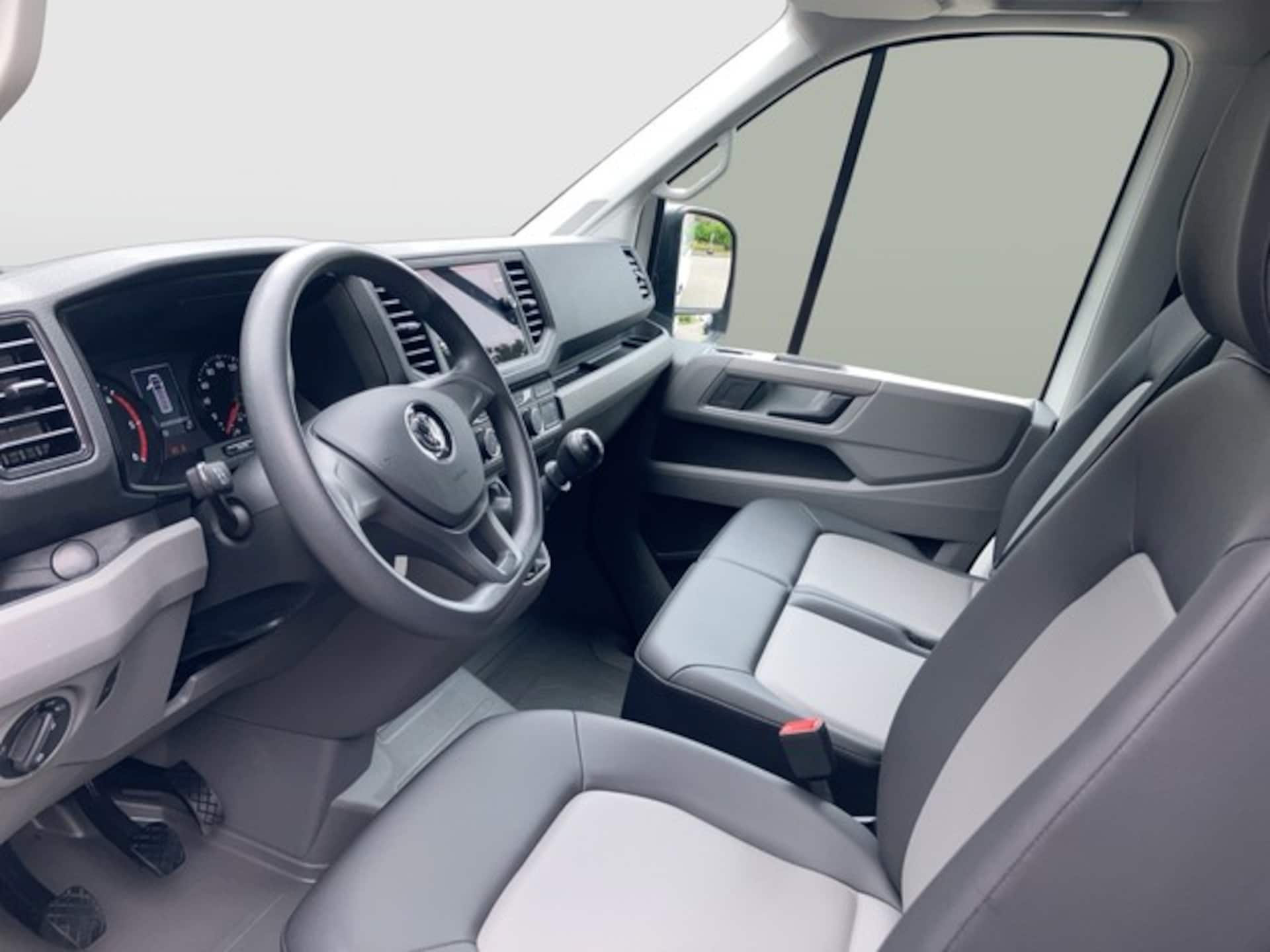Volkswagen Crafter Kasten langer Radstand