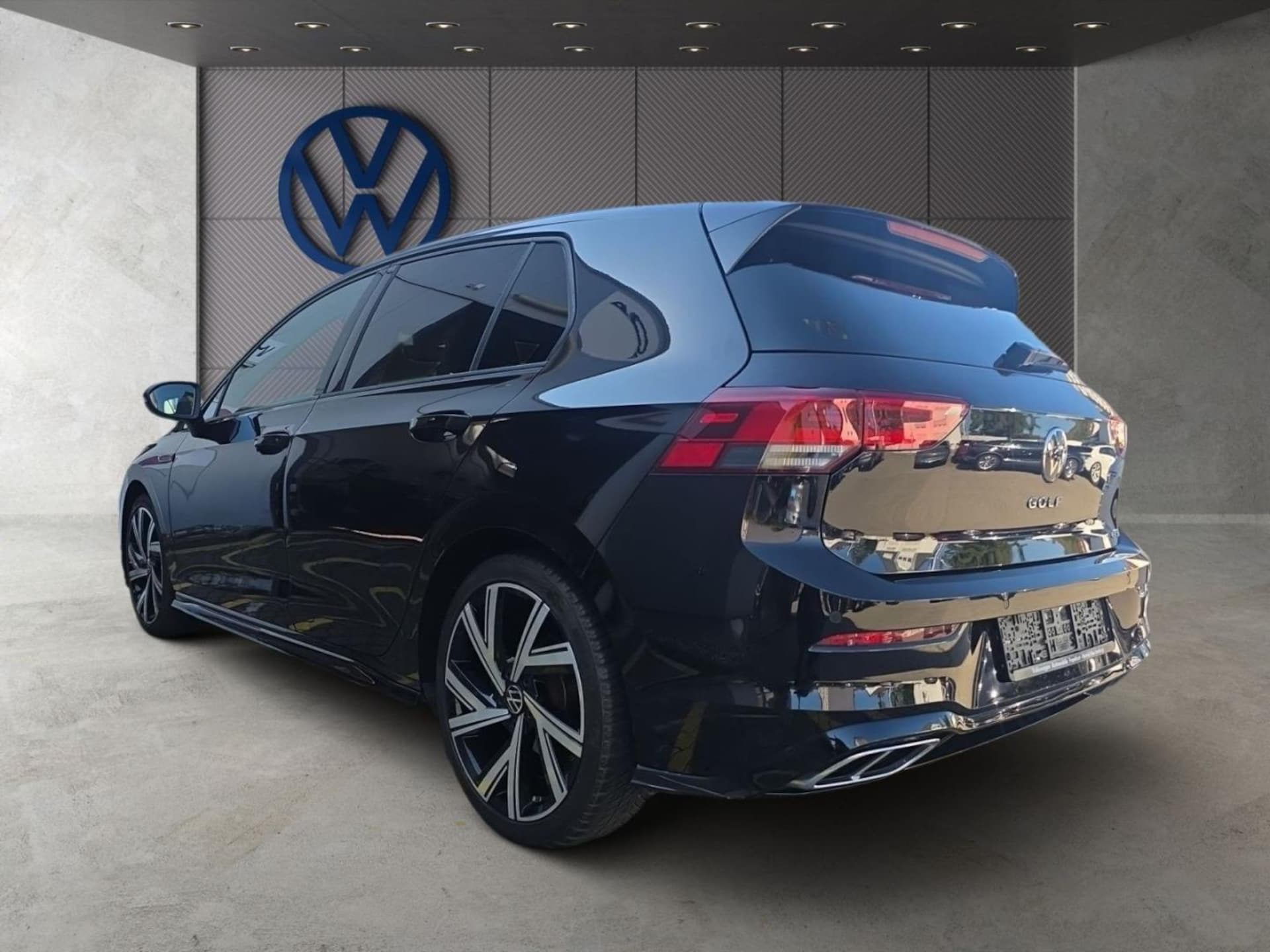 Volkswagen Golf R-Line