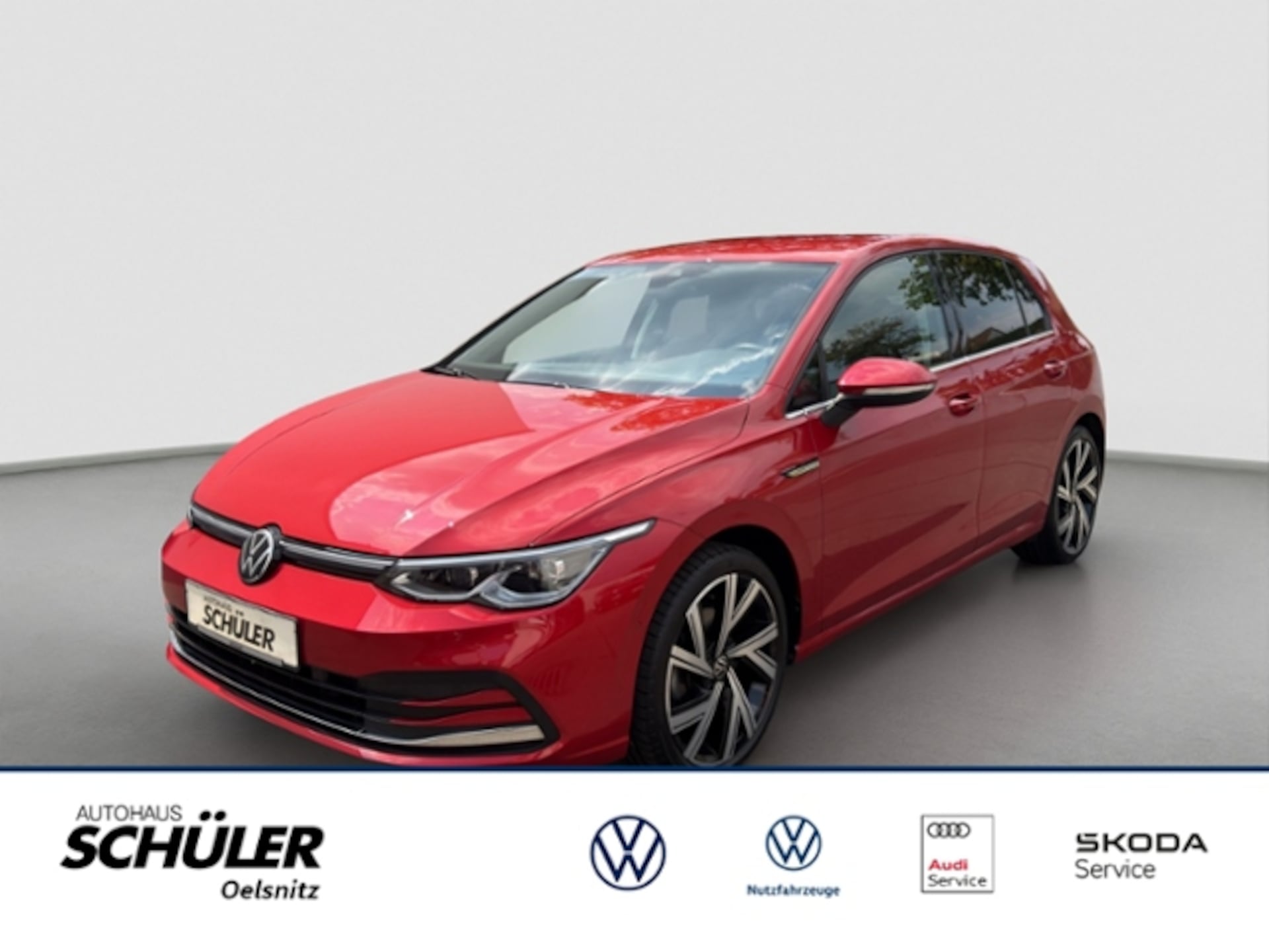 Volkswagen Golf 2022 — VIII 1.5 TSI AHK*STAND*MATRIX*ACC*NAVI*RFK KLIMA LED ALU