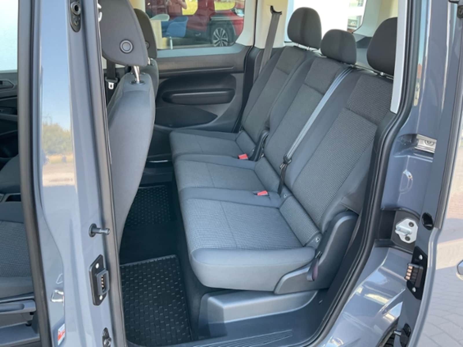 Volkswagen Caddy – Bild 13