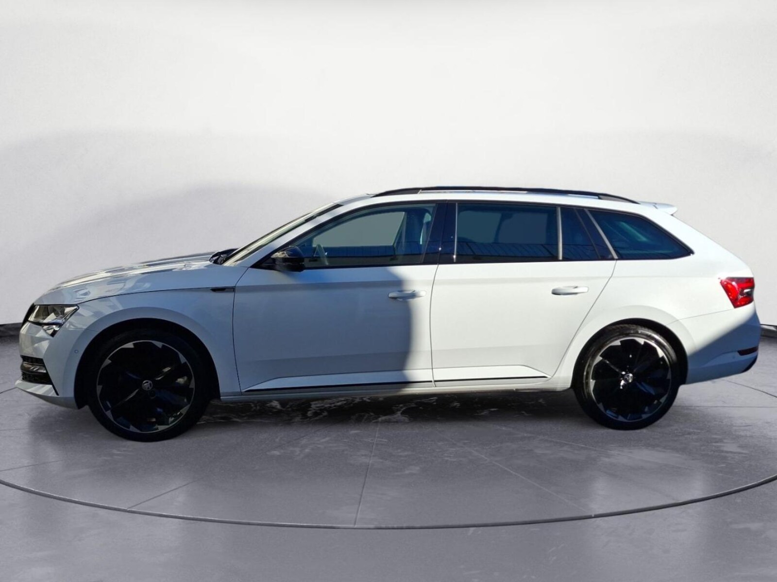 Škoda Superb Combi – Bild 3