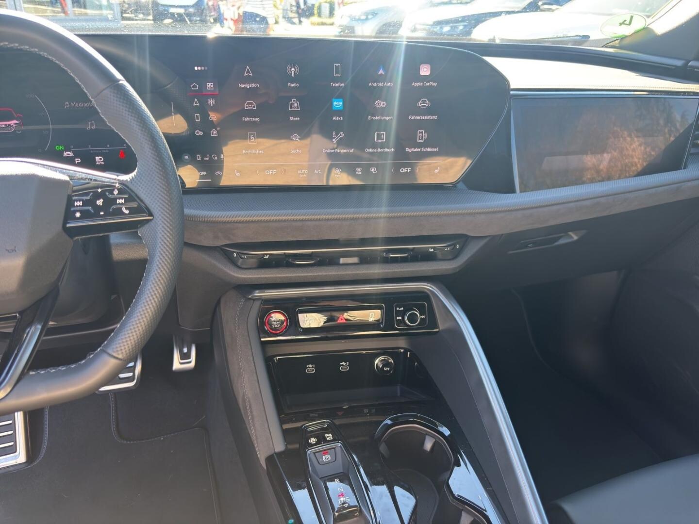 Bild über Audi Q5 Sportback TDI quattro 150 kW S tronic - für weitere Informationen kontaktieren Sie den Audi Partner