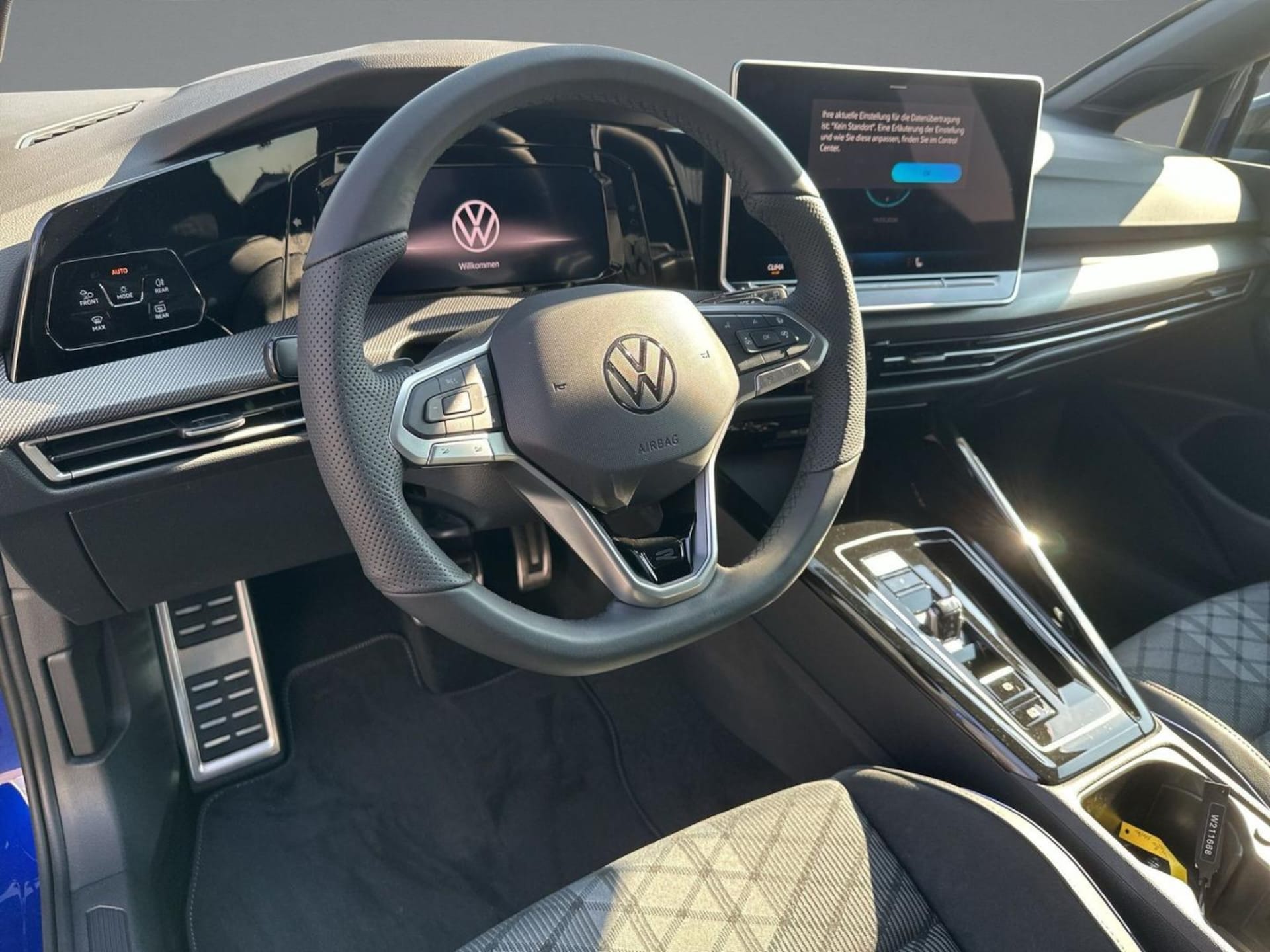 Volkswagen Golf R-Line