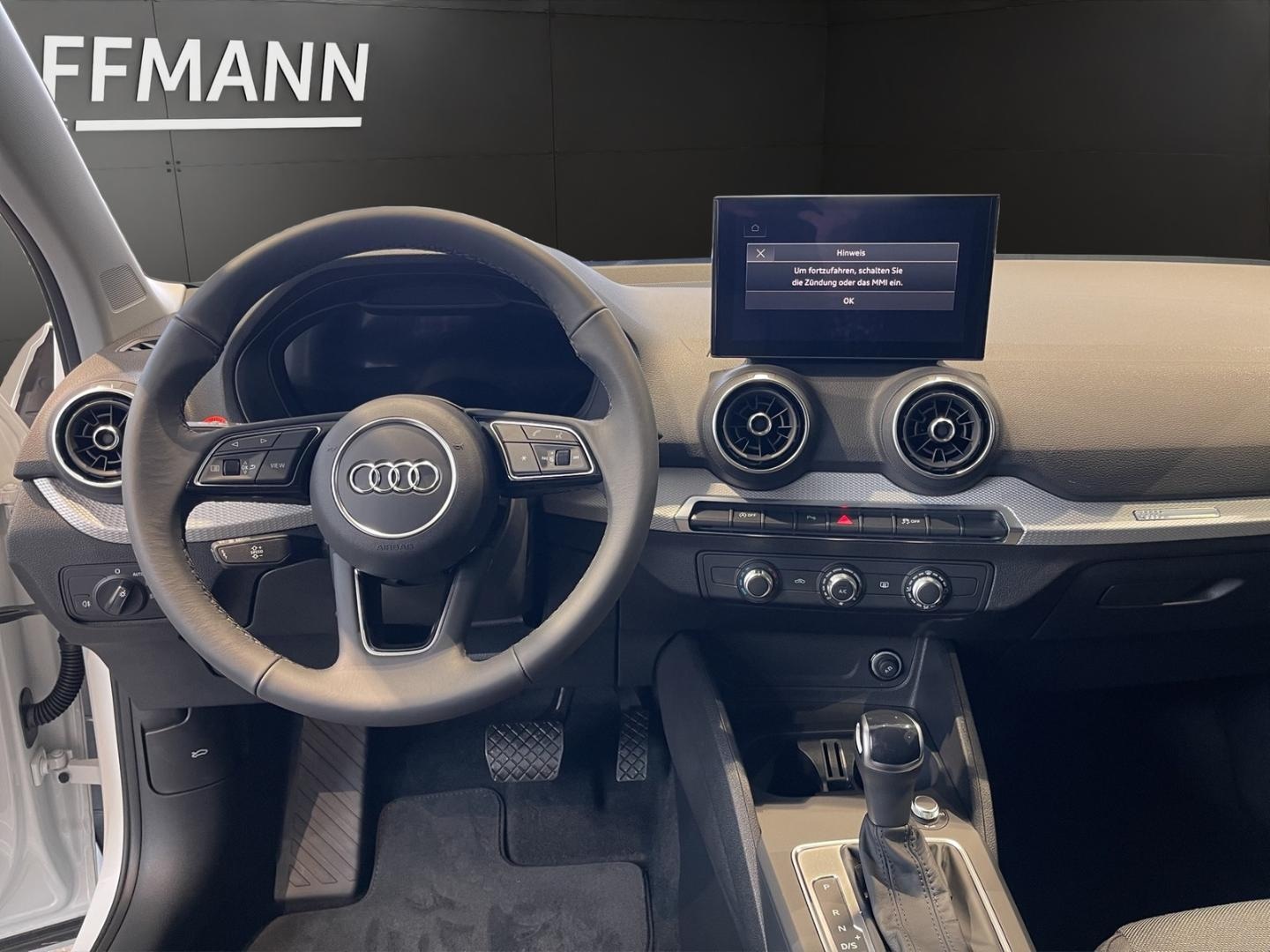Bild über Audi Q2 S line 35 TFSI S tronic - für weitere Informationen kontaktieren Sie den Audi Partner