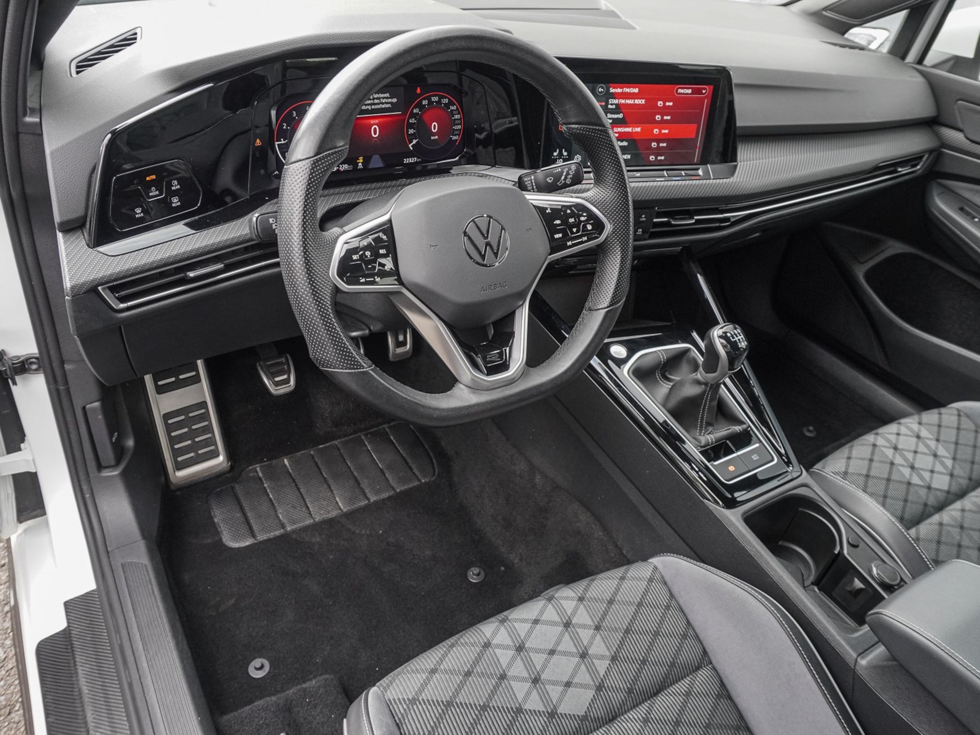 Volkswagen Golf R-Line