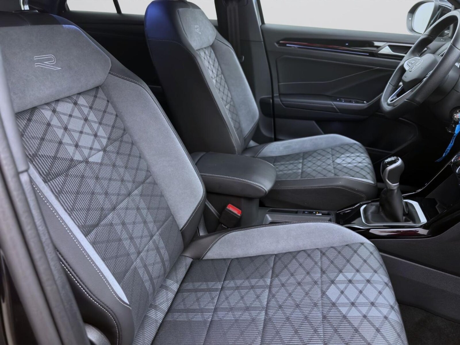 Volkswagen T-Roc – Bild 17