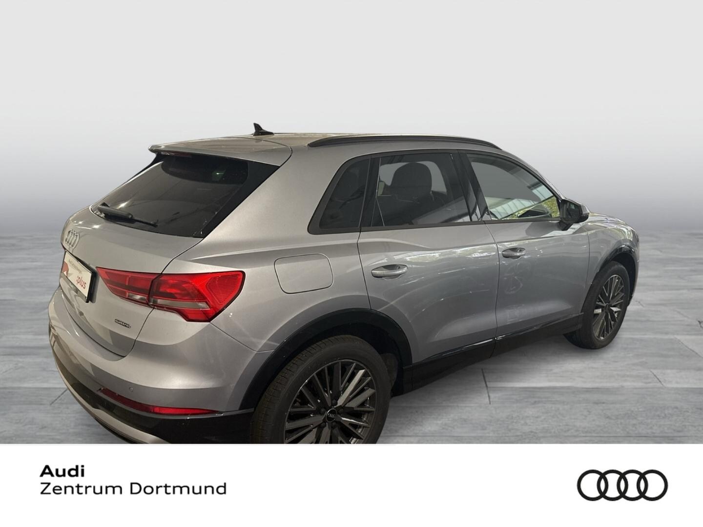 Bild über Audi Q3 TFSI quattro 180 kW S tronic - für weitere Informationen kontaktieren Sie den Audi Partner
