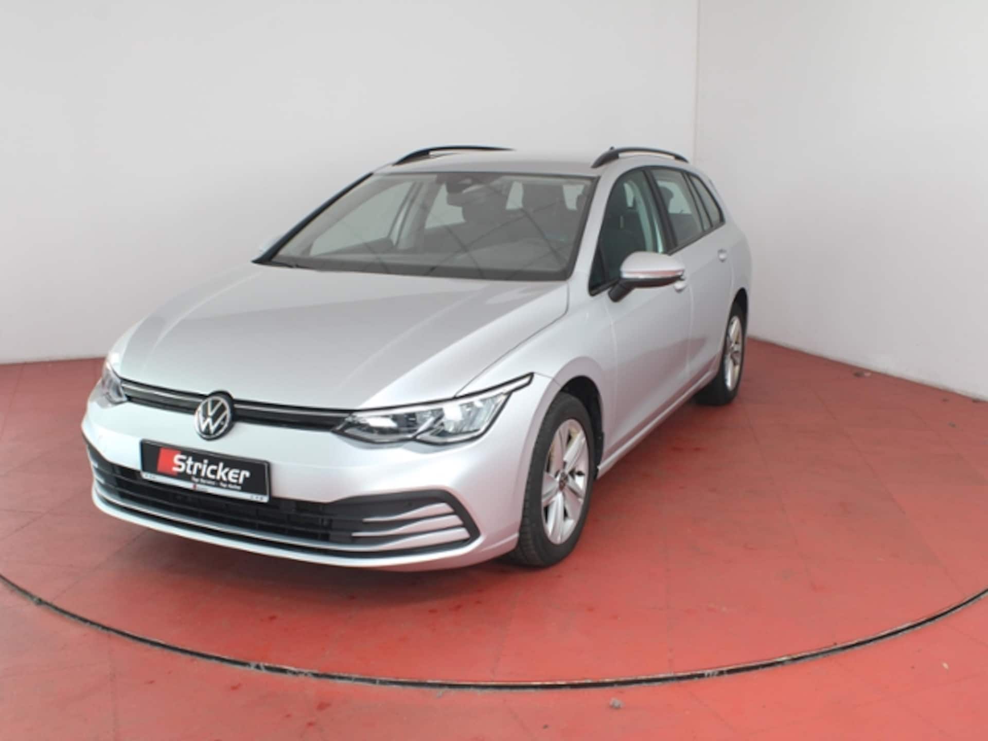 Volkswagen Golf Variant Life