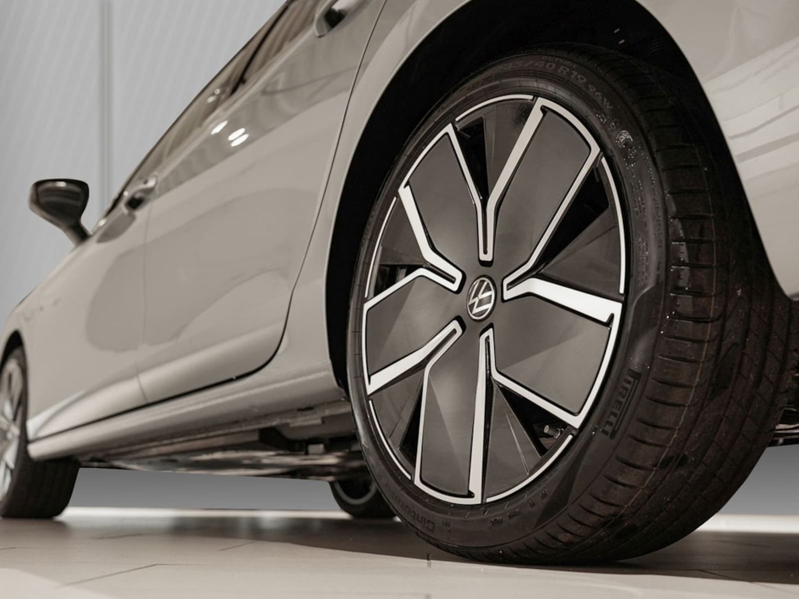 Volkswagen Passat – Bild 5