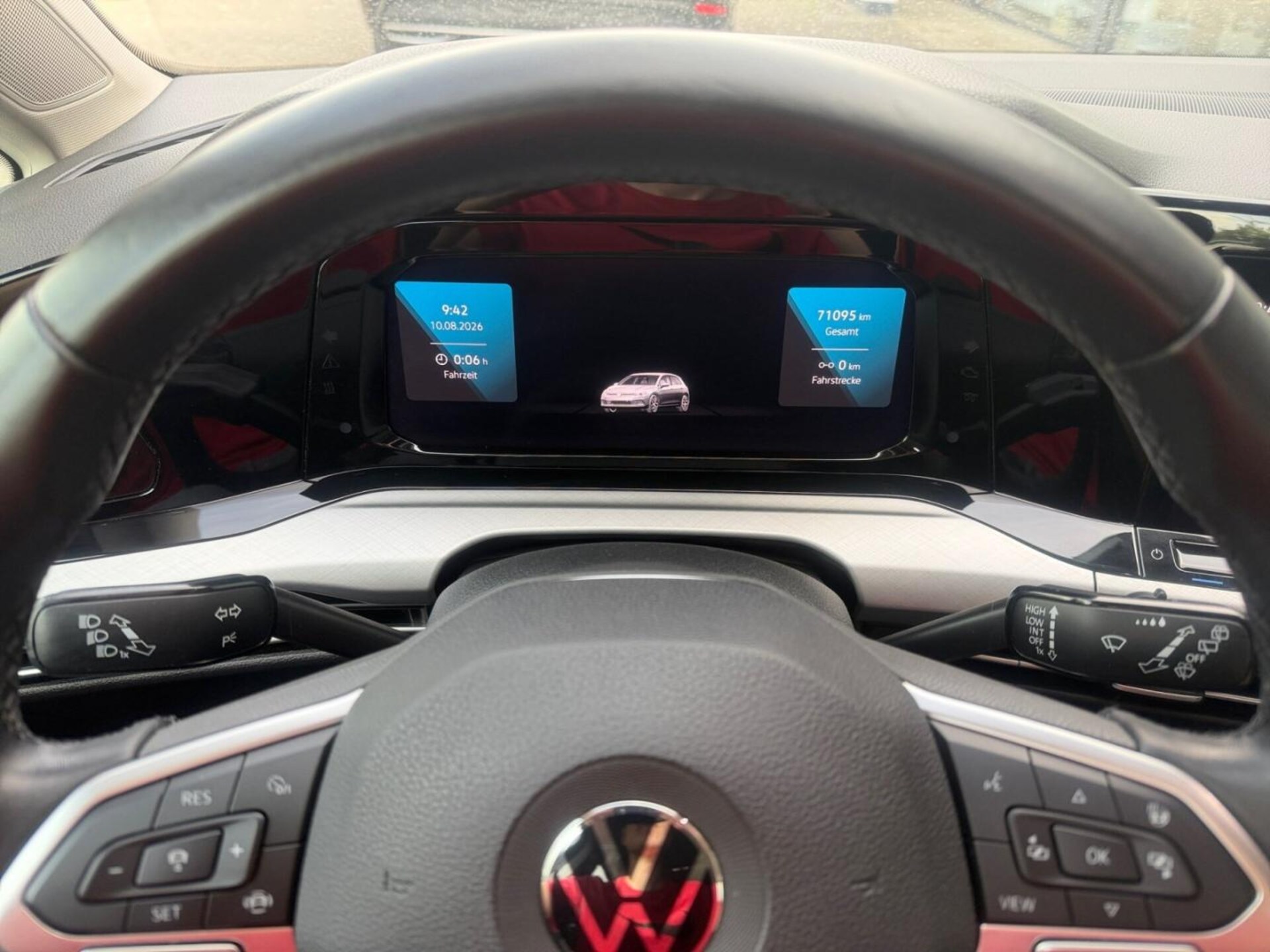 Volkswagen Golf Life