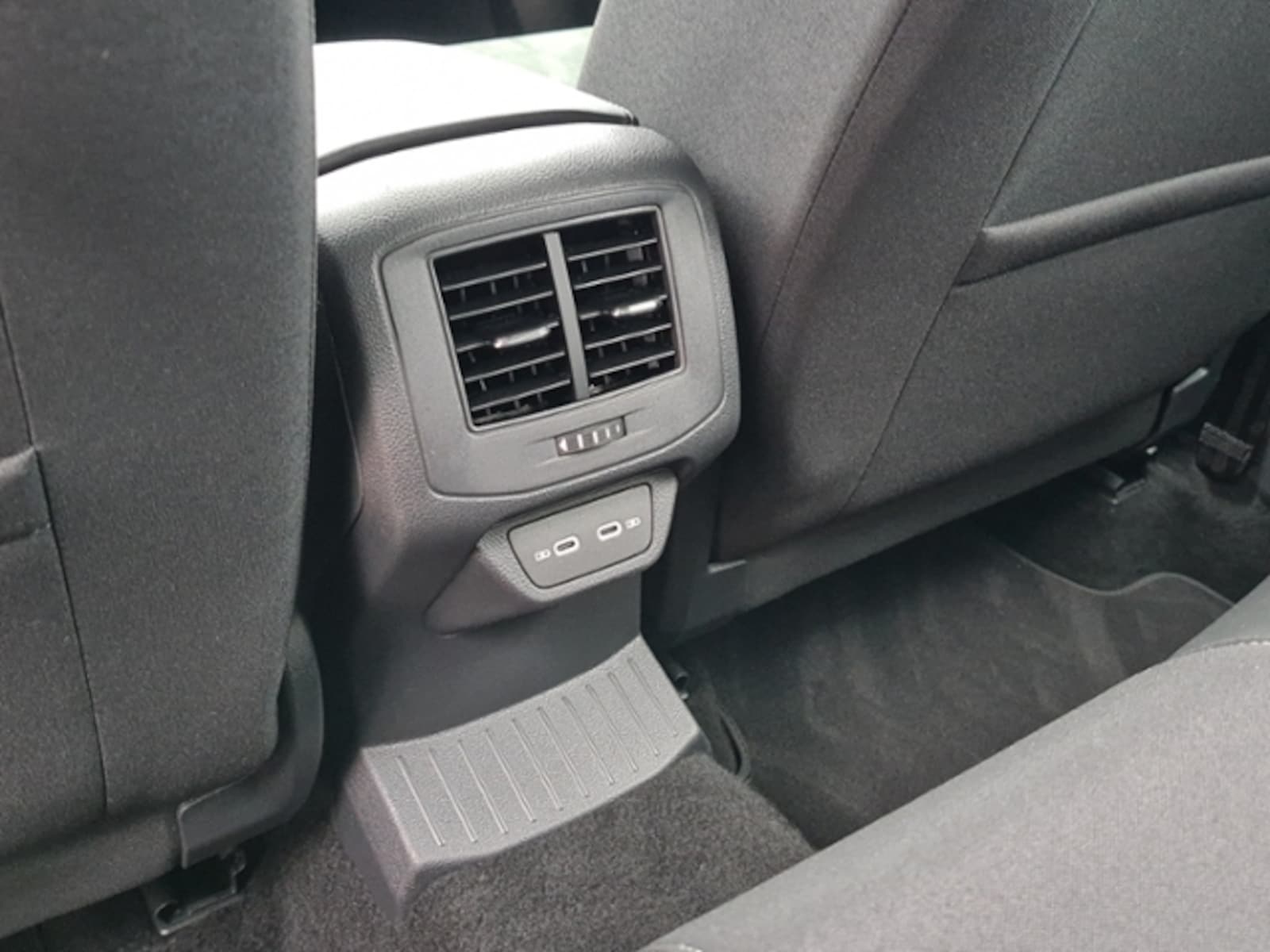 Volkswagen T-Roc – Bild 24