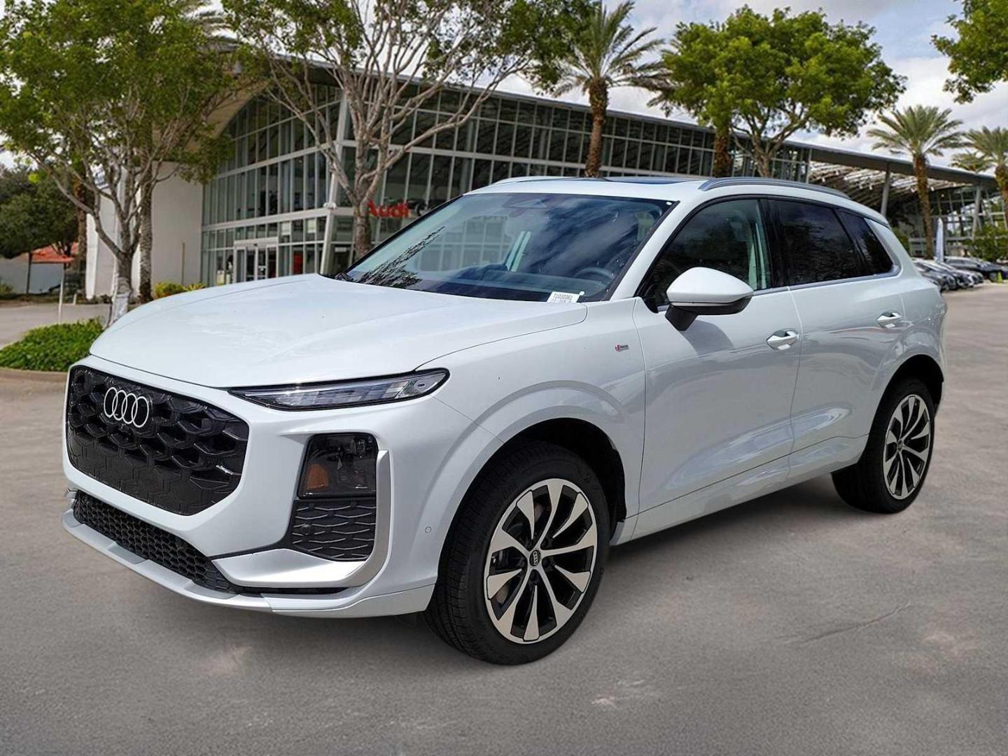 2026 Audi Q3 S line quattro's photo