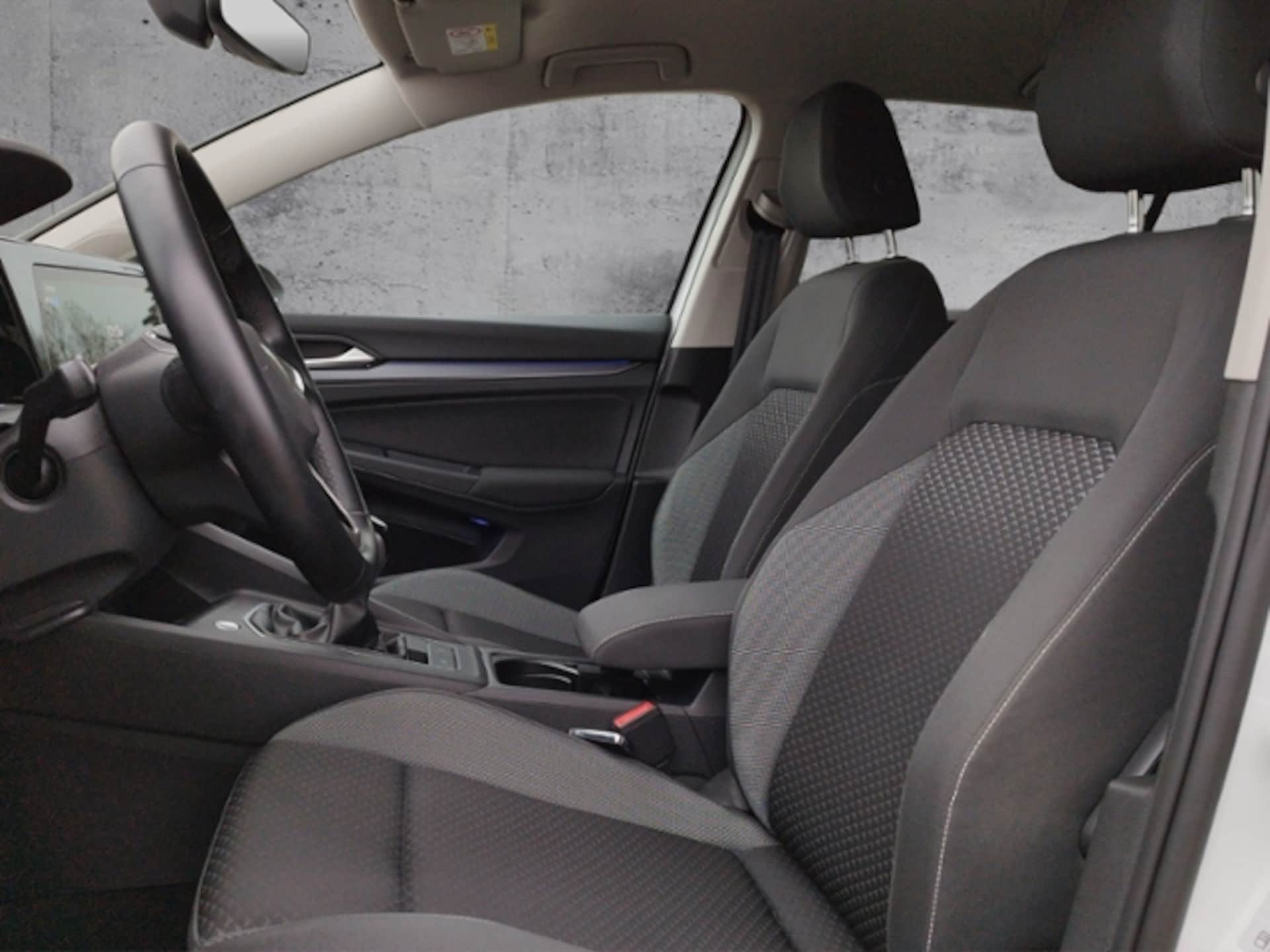 Volkswagen Golf Active