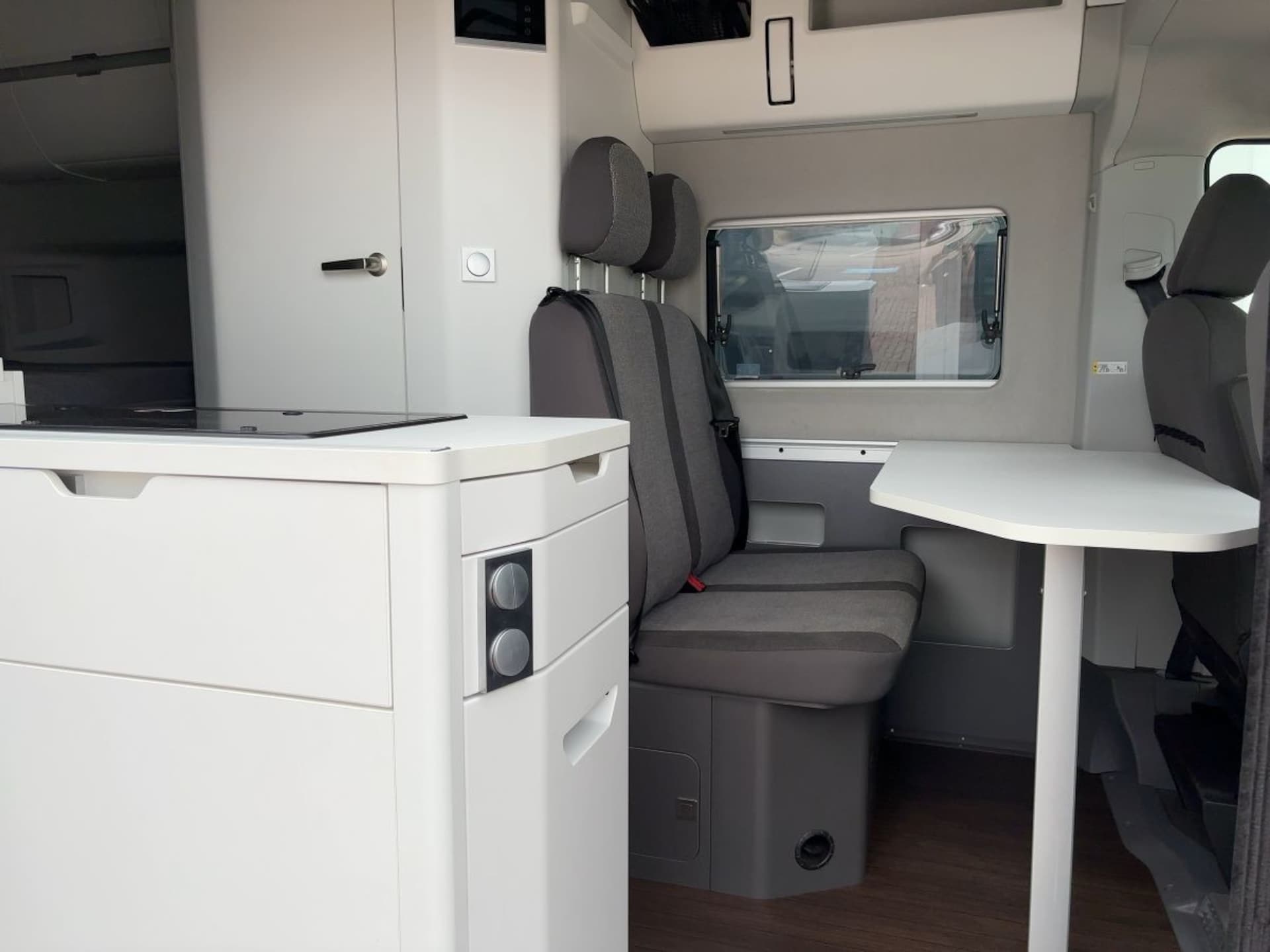 Volkswagen Grand California 600