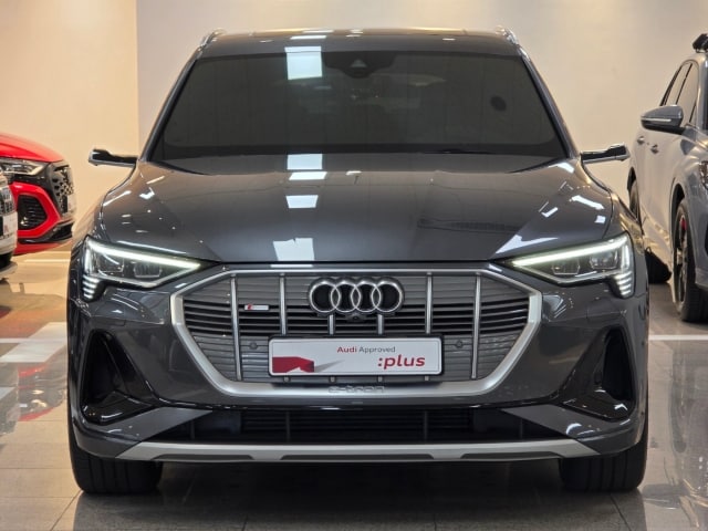 Audi e-tron !! GEACAE 0 3