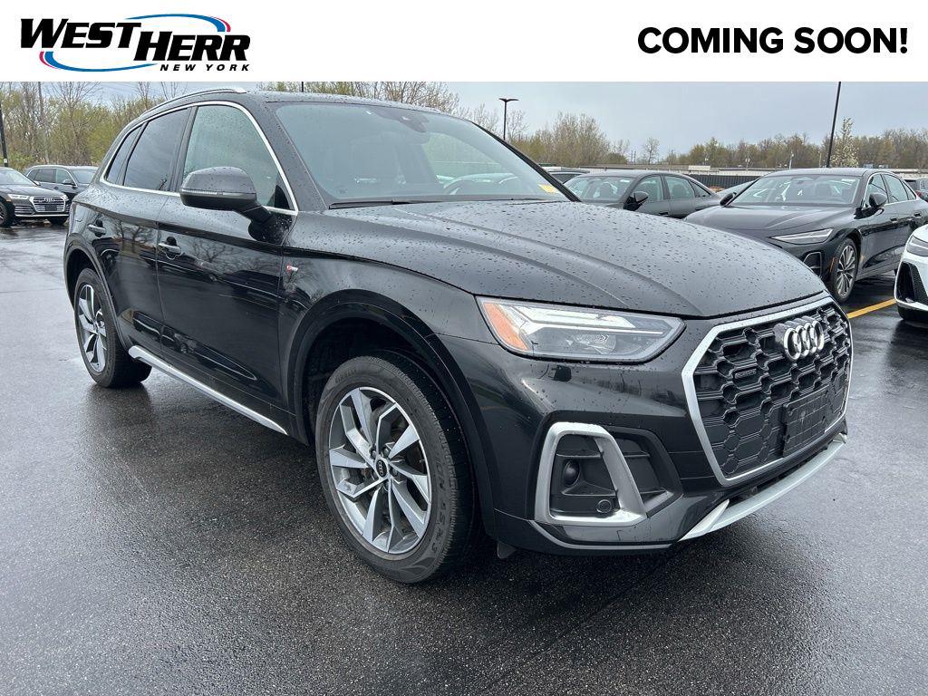 2023 Audi Q5 45 Premium's photo