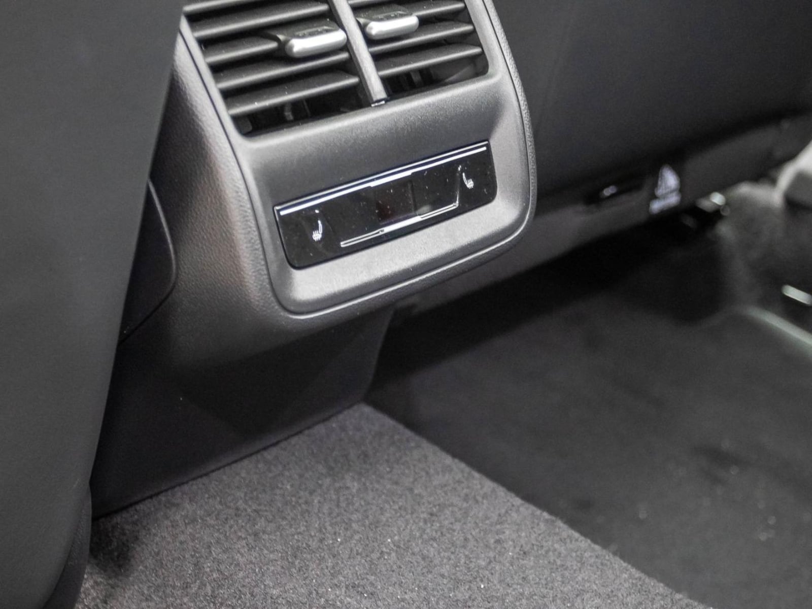 Volkswagen Passat – Bild 22