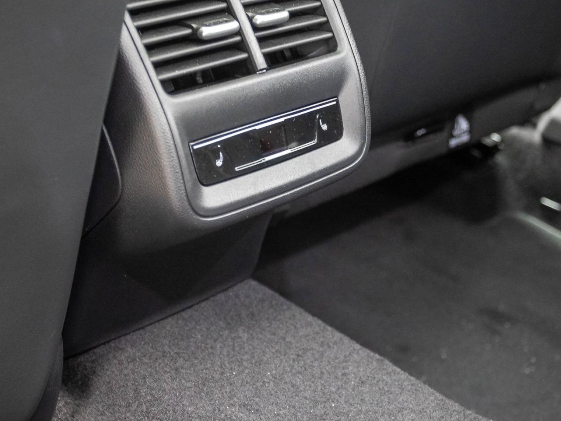 Volkswagen Passat Elegance
