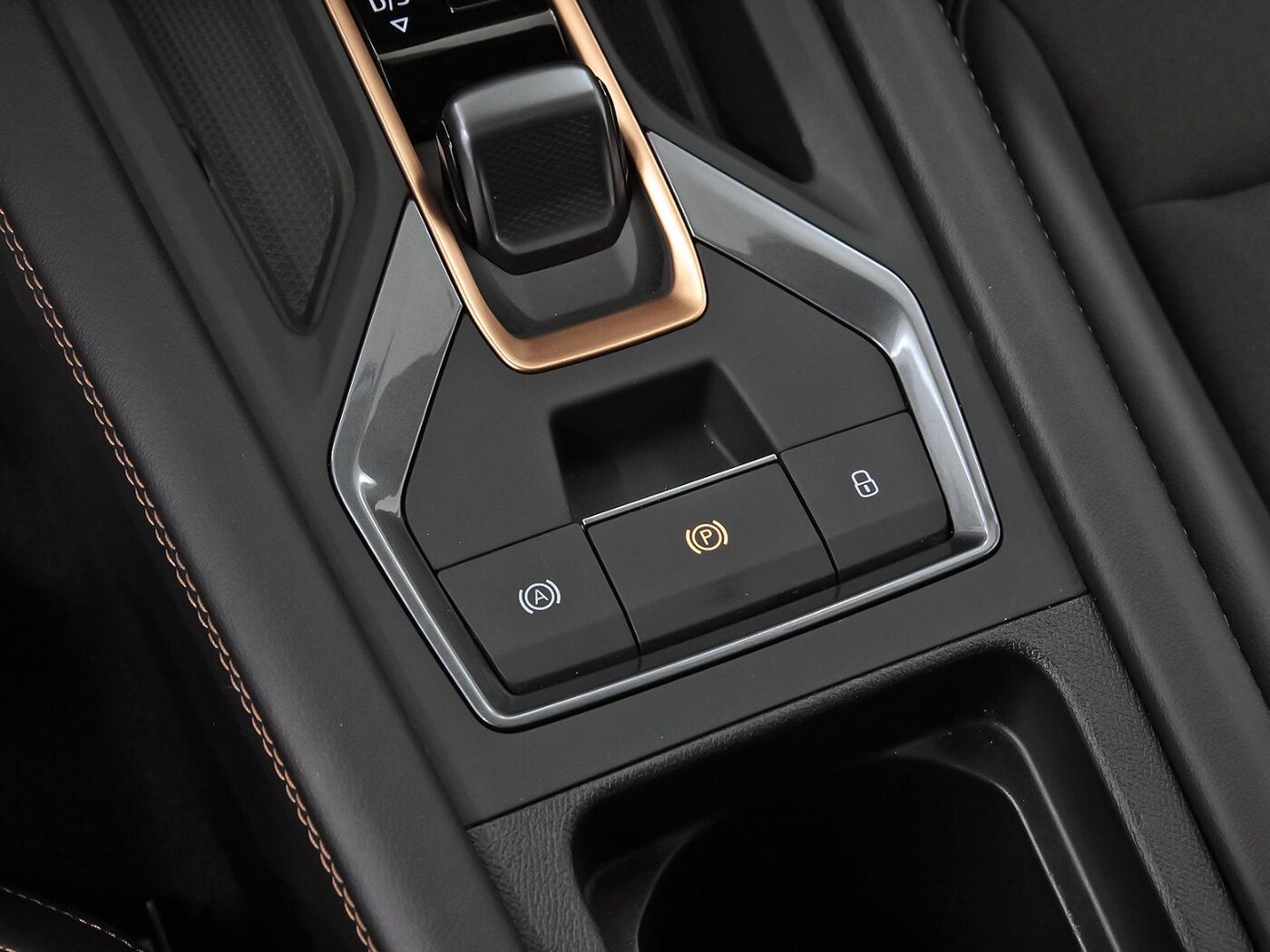 CUPRA Formentor 1.5 eTSI DSG 110 kW (150 CV) — photo 31