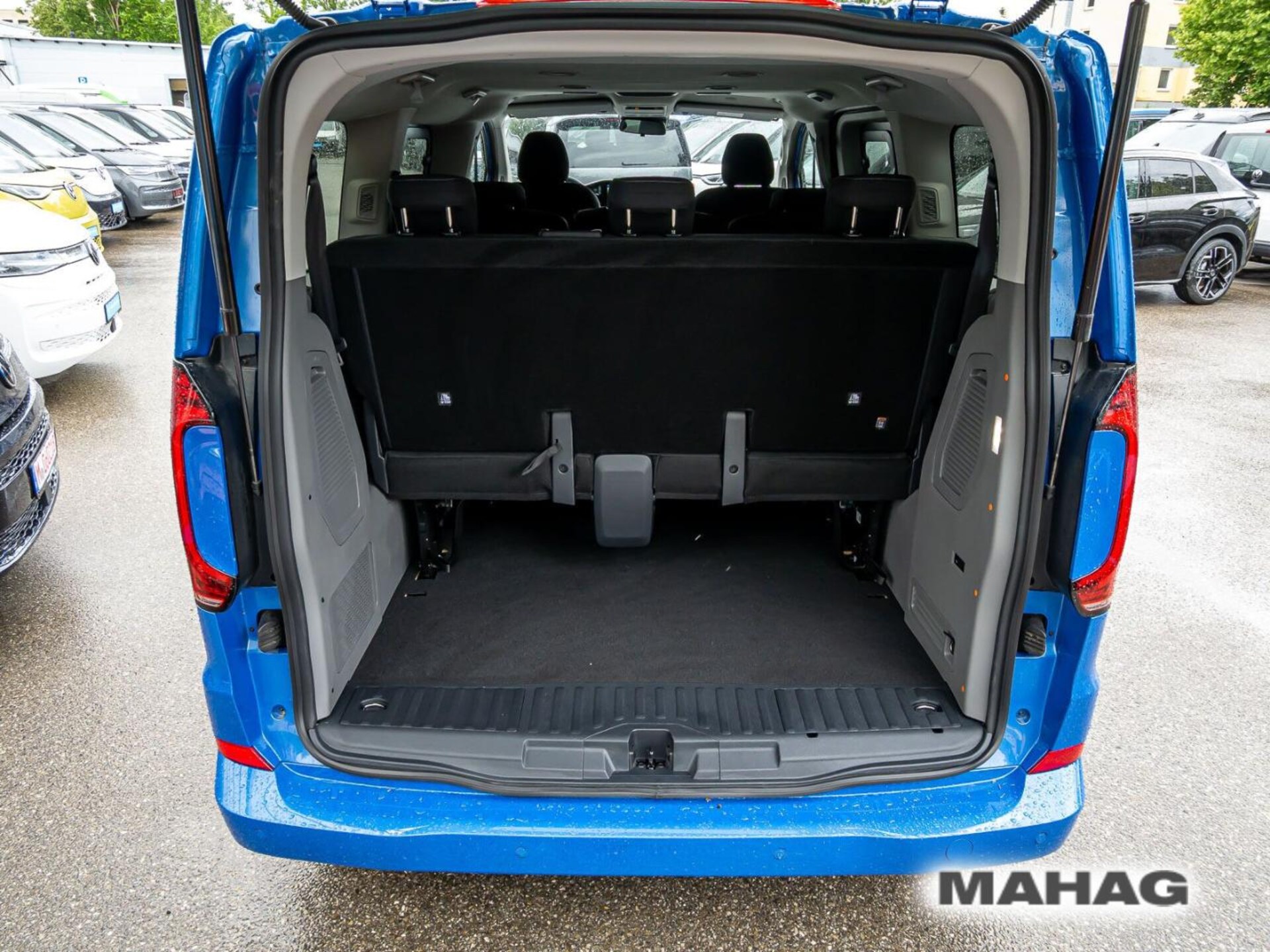 Volkswagen e-Caravelle Life