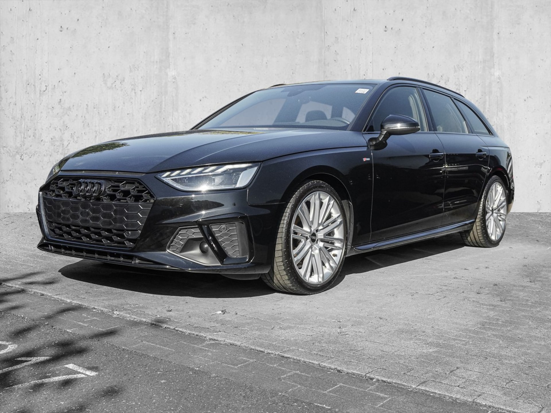 Audi A4 Avant S line