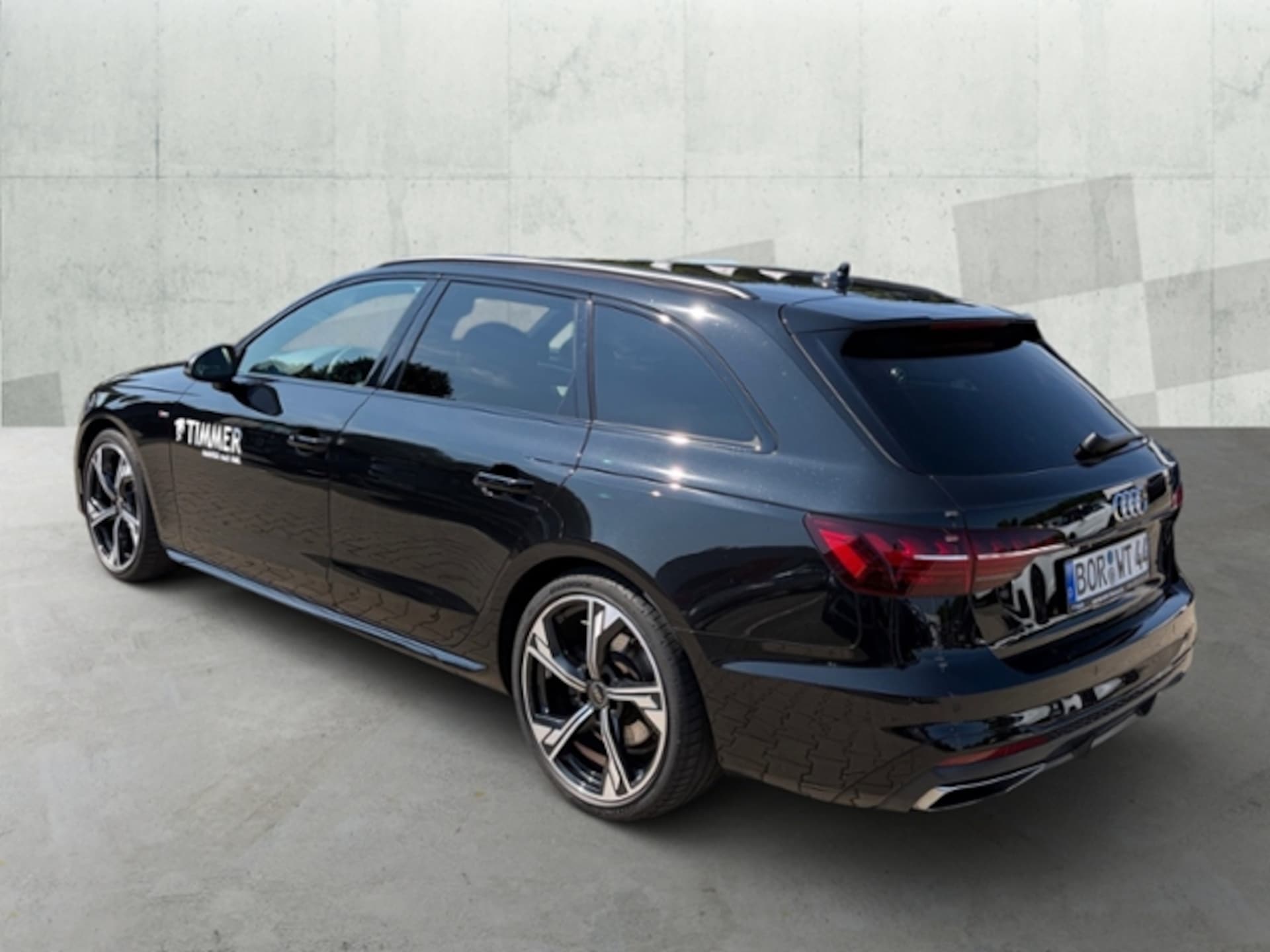 Audi A4 Avant S line