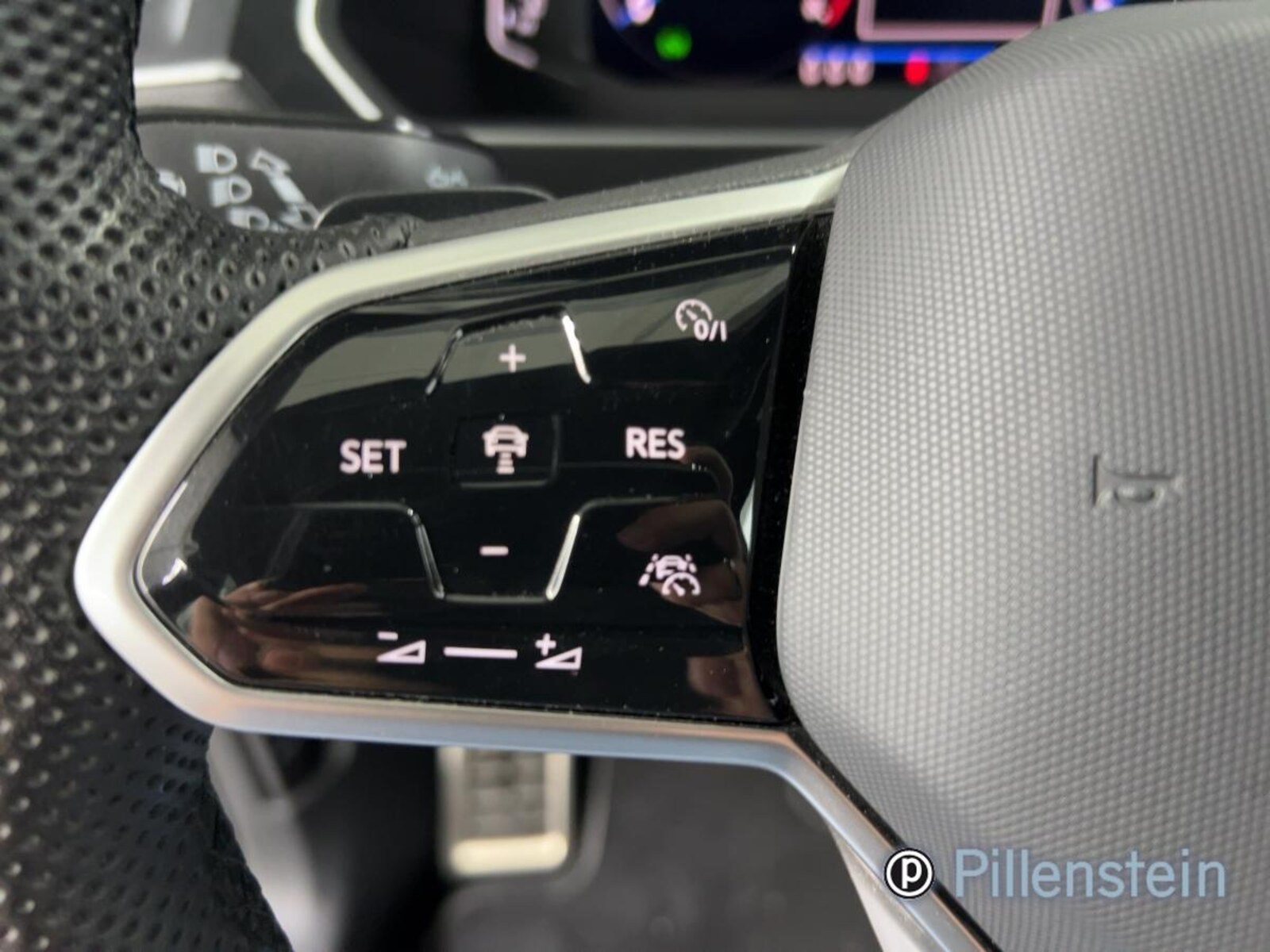 Volkswagen Tiguan – Bild 8