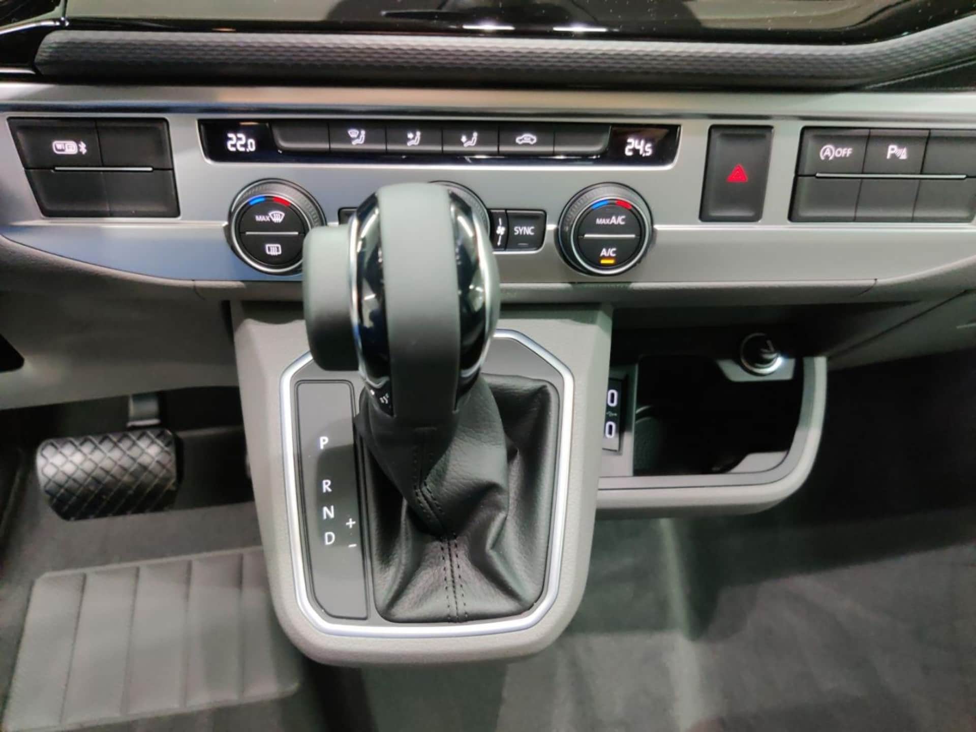 Volkswagen T6.1 California Beach