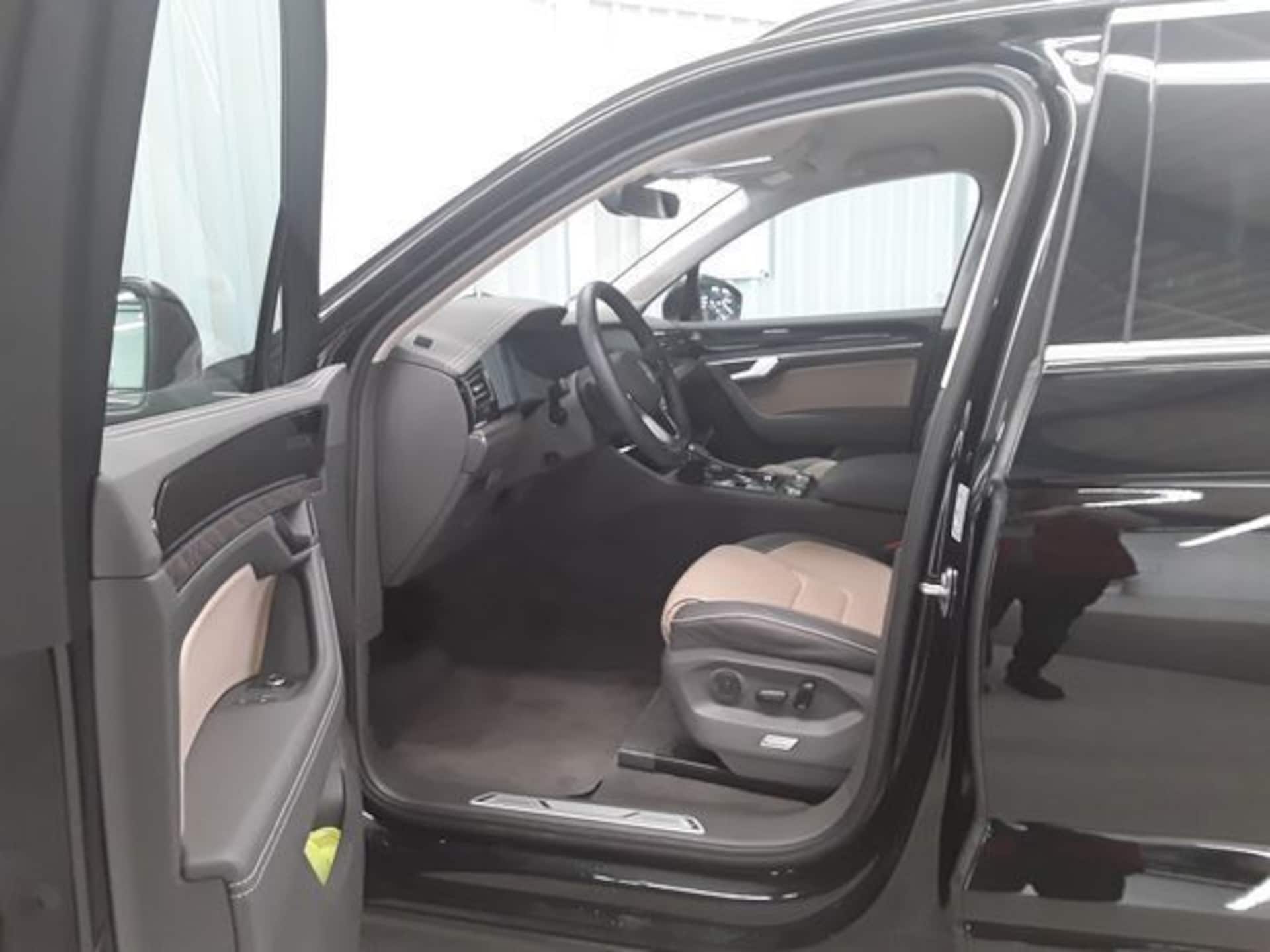 Volkswagen Touareg Elegance