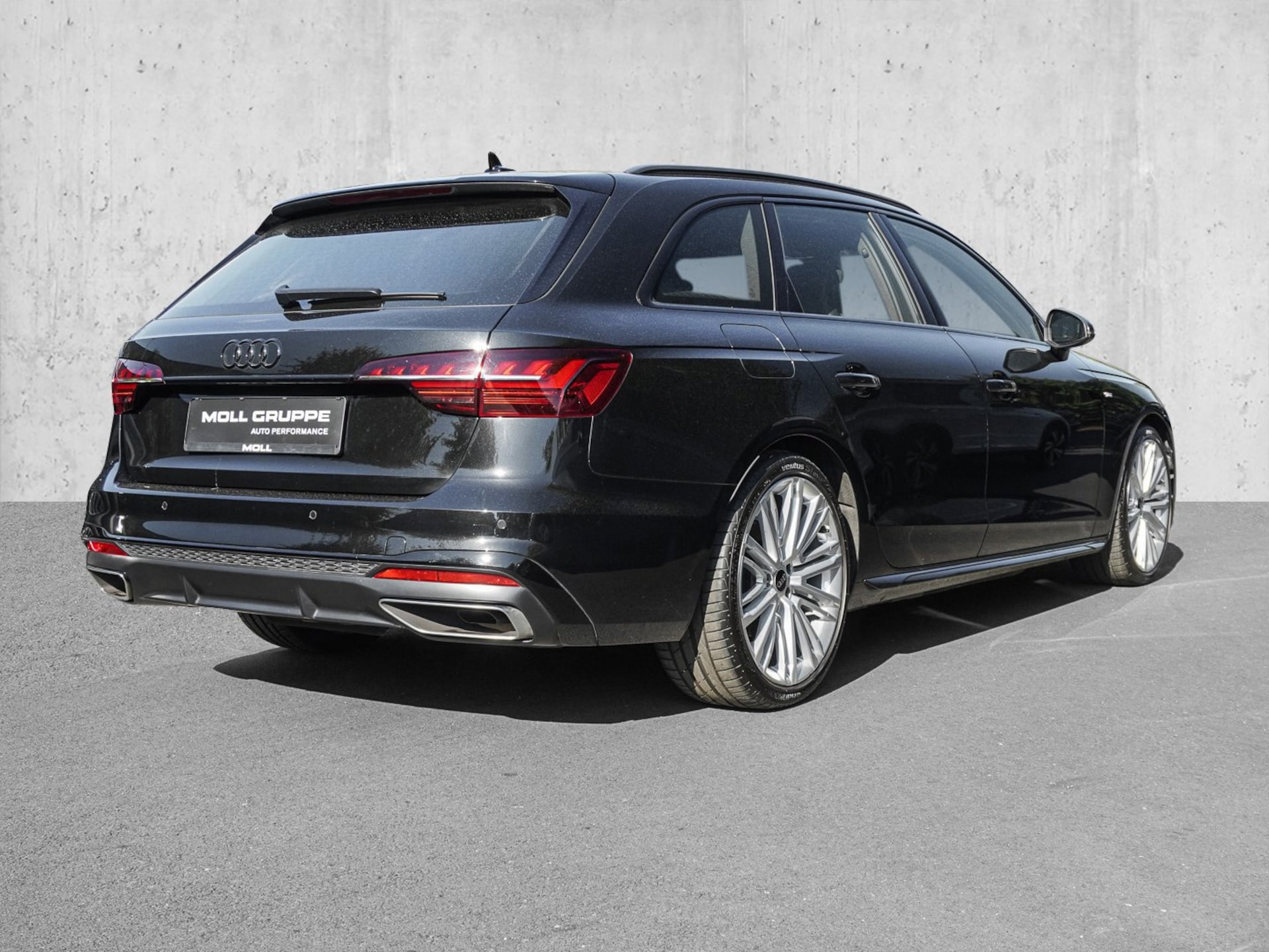 Audi A4 Avant S line