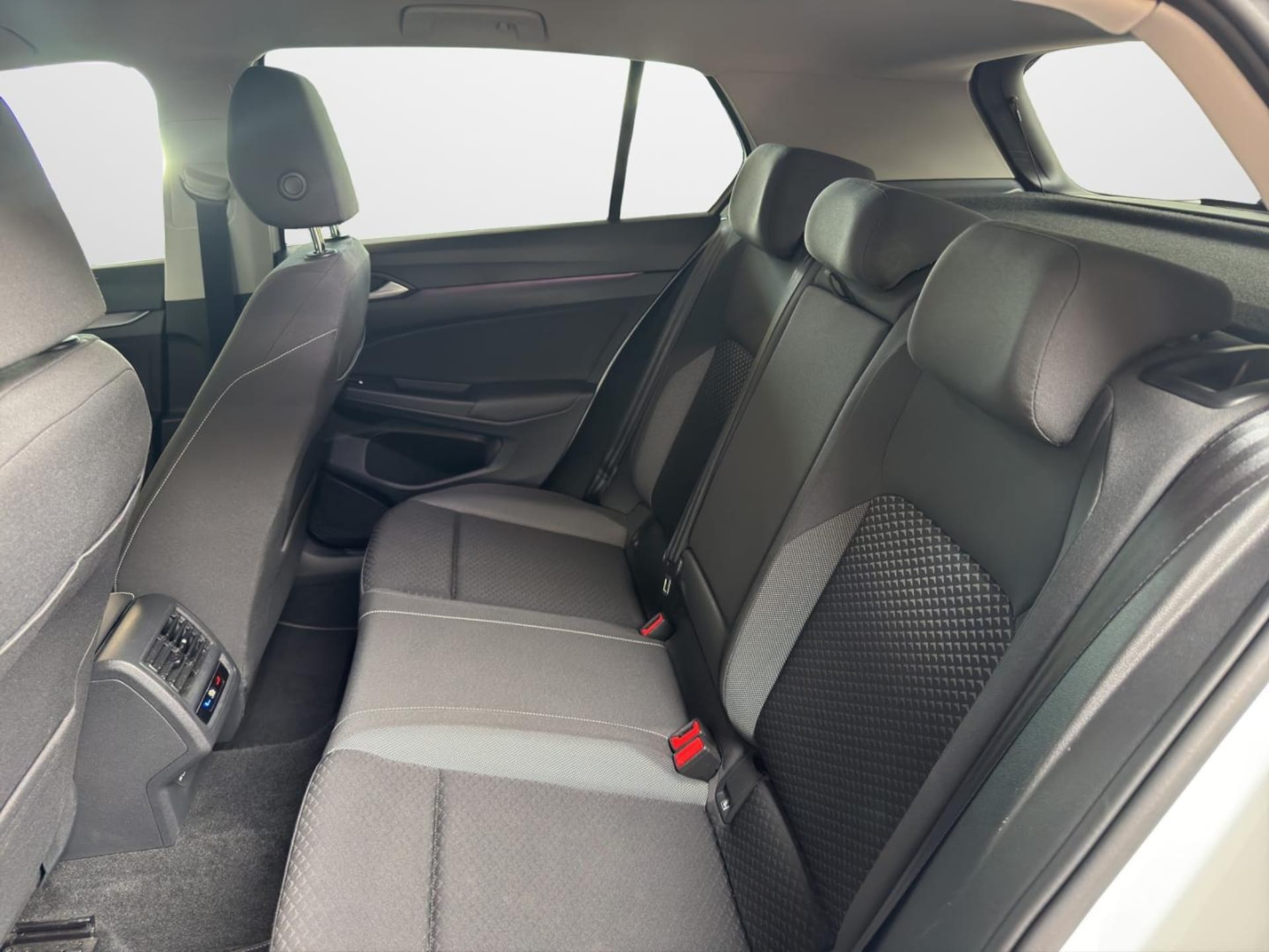 Volkswagen Golf Active